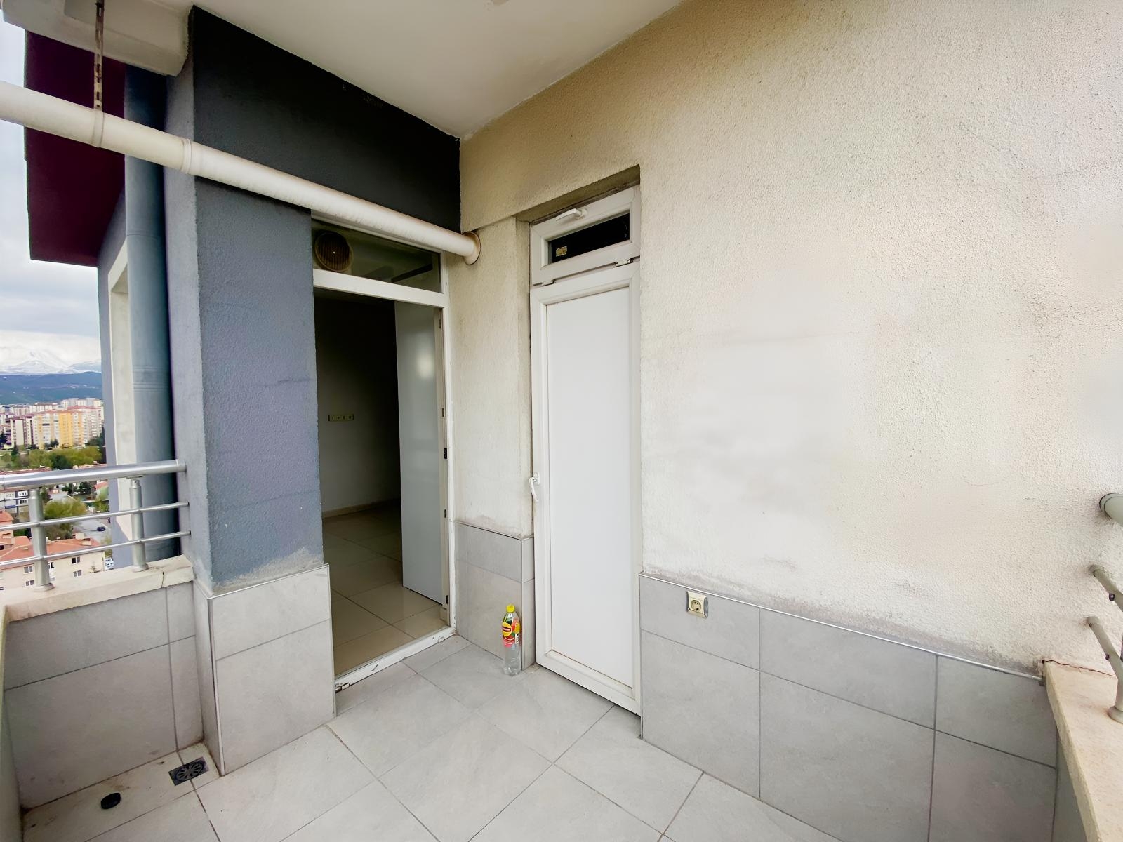 KAZIM KARABEKİR'DE KİRALIK GÜNEY DOĞU CEPHE 3+1 DAİRE - Resim 24