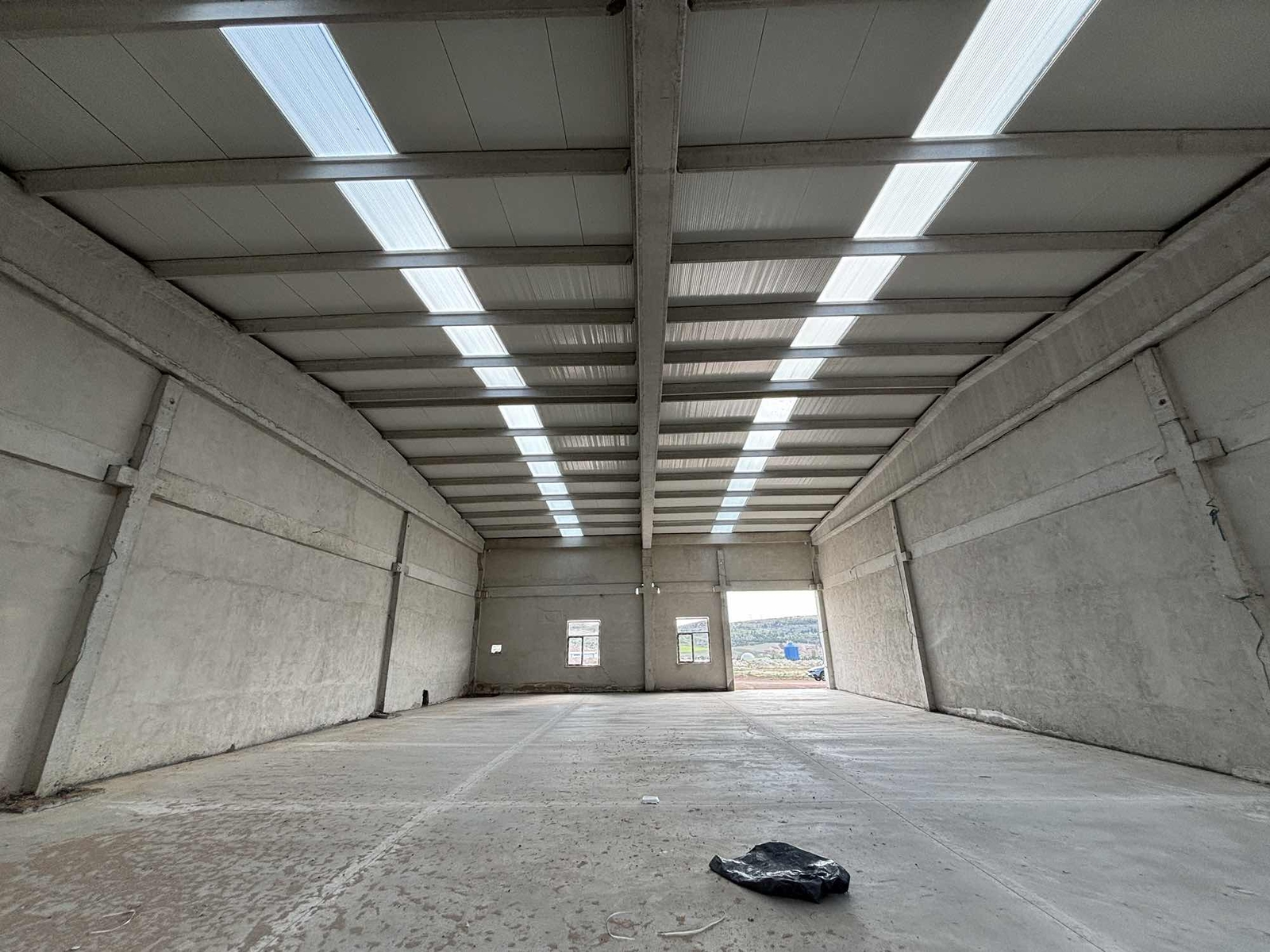 Mega Kent de Kiralık 400m2 Hangar - Resim 8