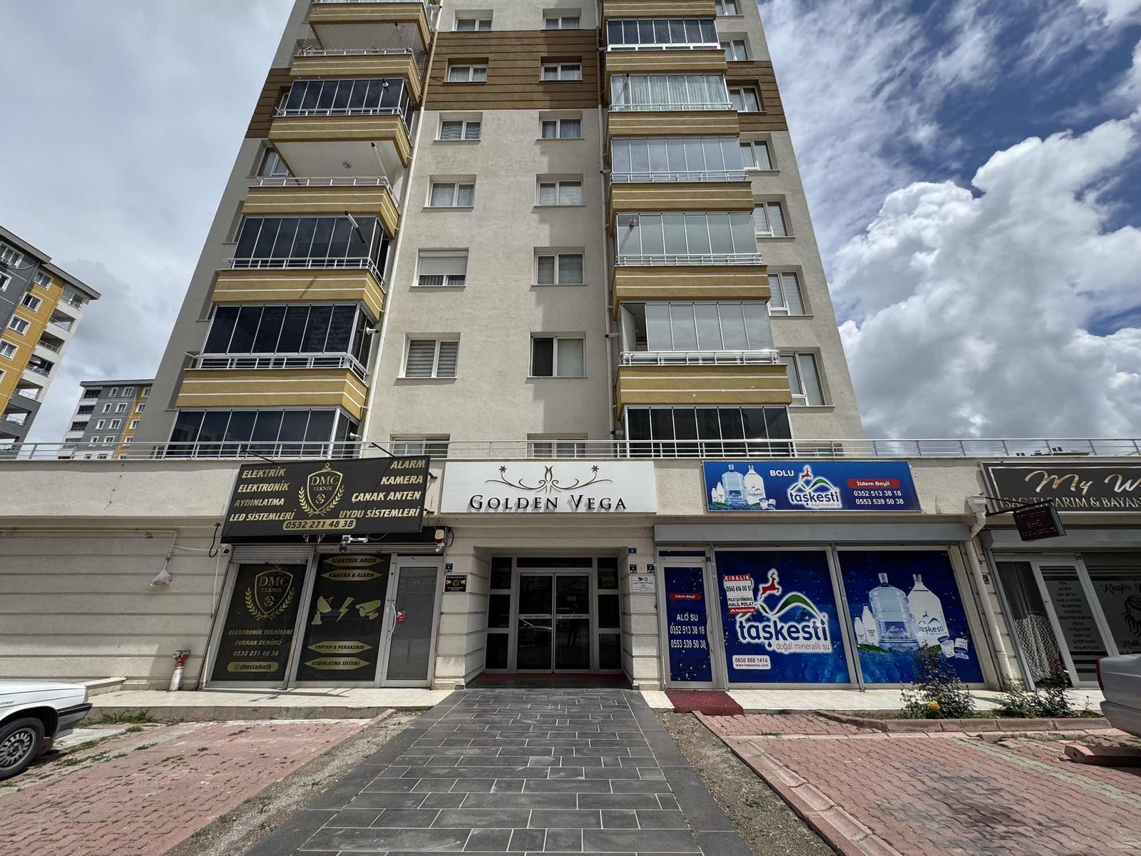 İLDEMDE SATILIK BOŞ DÜKKAN
