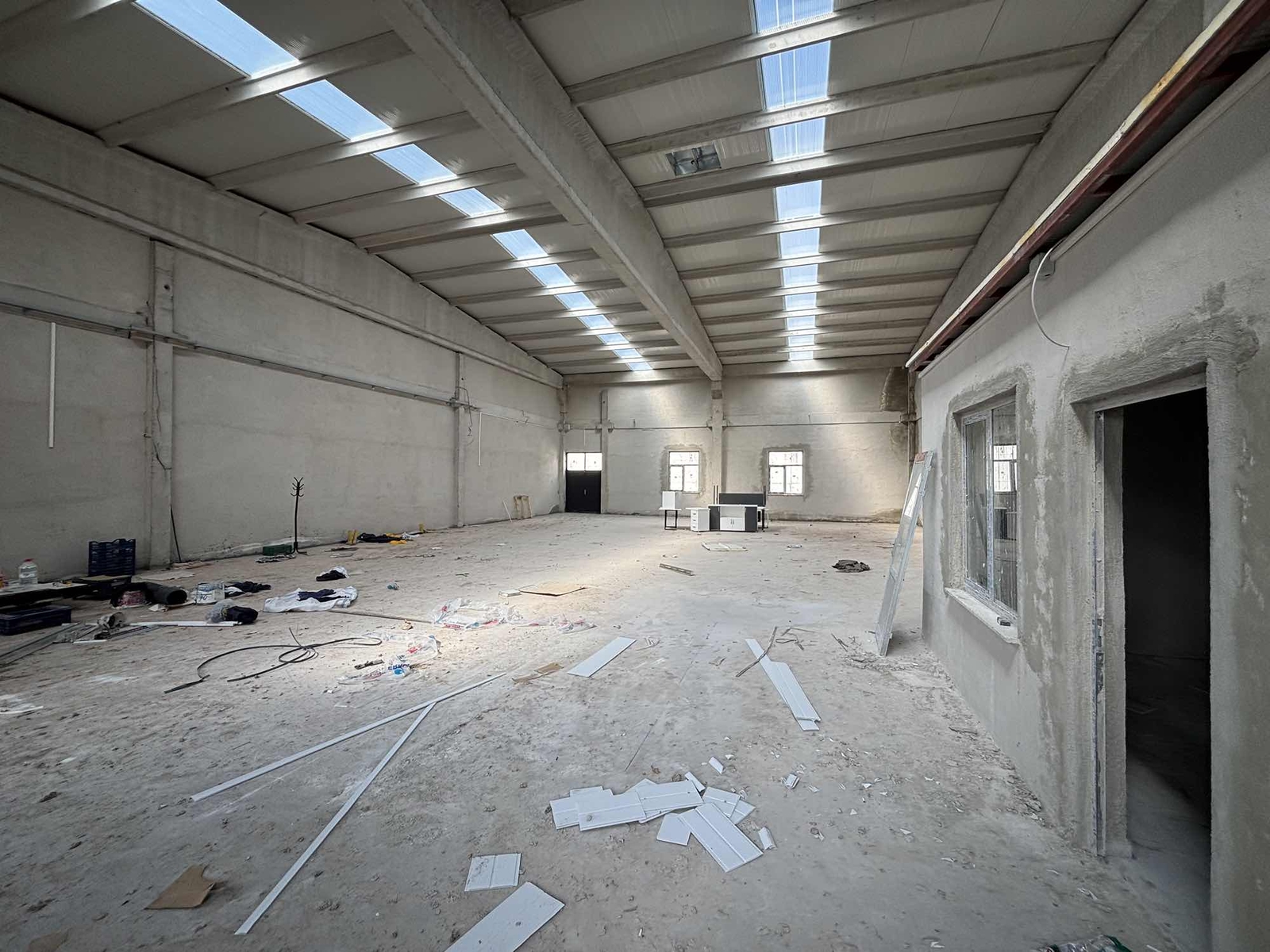 Mega Kent de Satılık 400m2 İmalathane - Resim 4