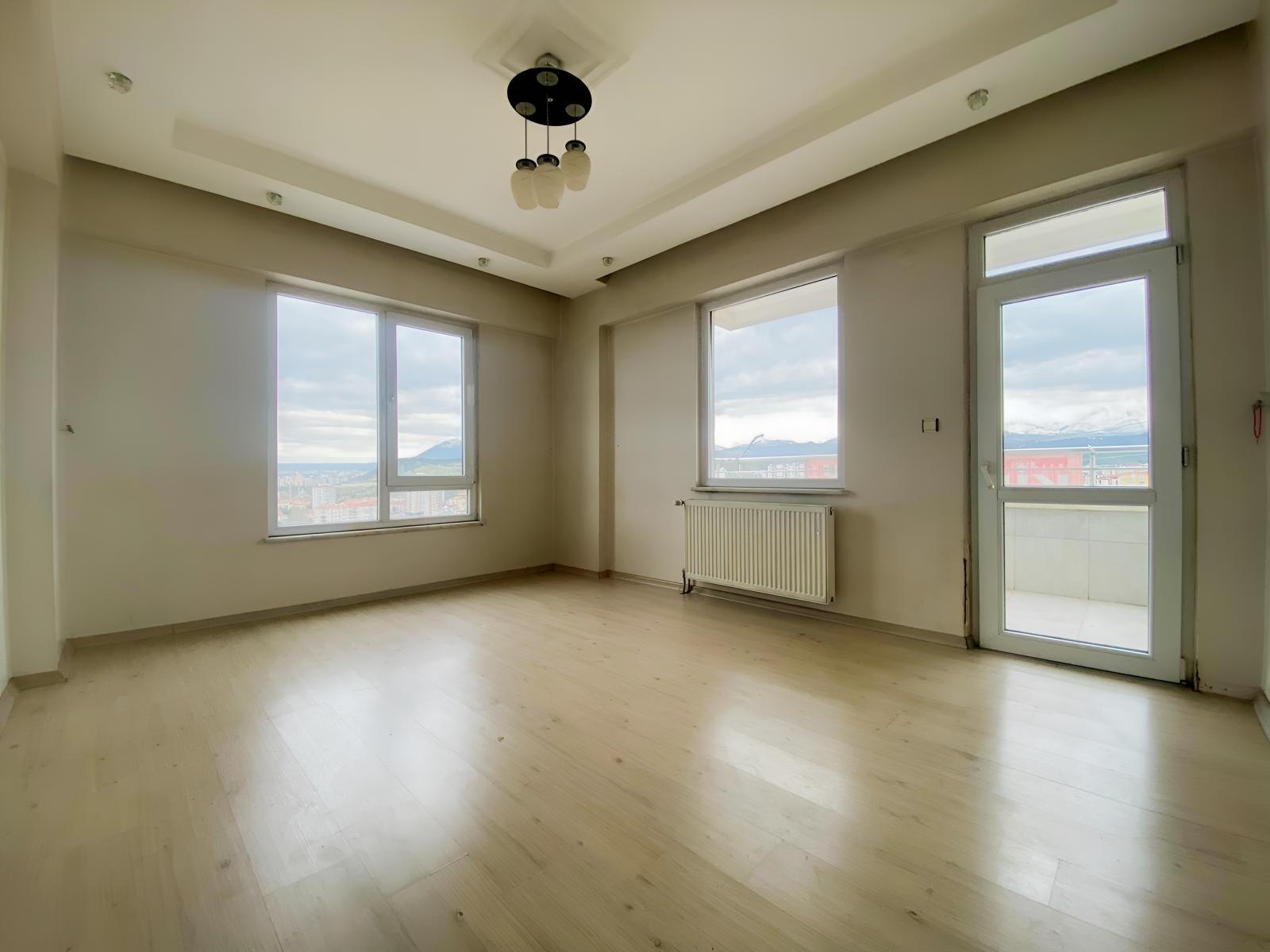 KAZIM KARABEKİR'DE KİRALIK GÜNEY DOĞU CEPHE 3+1 DAİRE - Resim 11