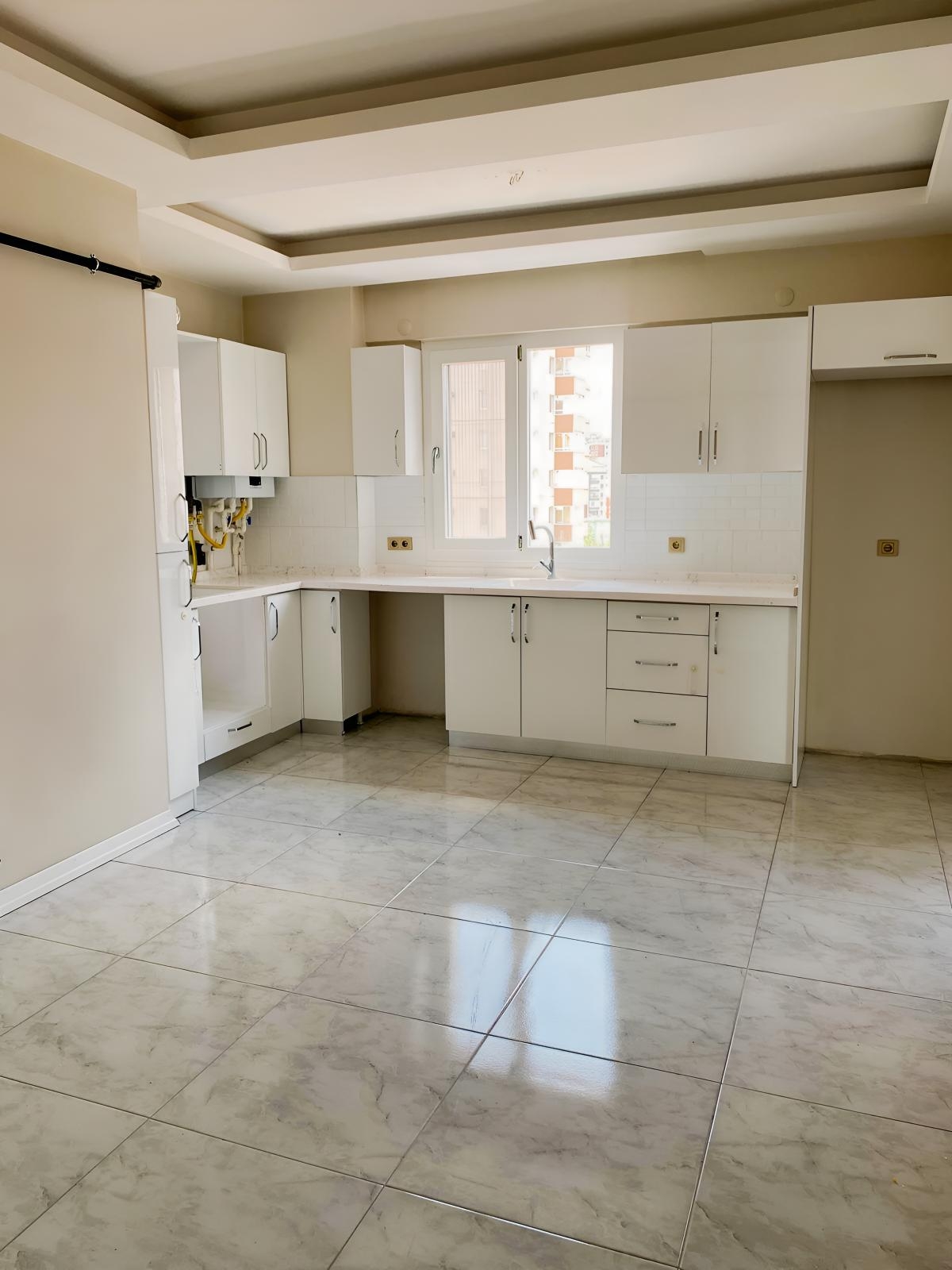 Aydınlıkevlerde Pazar Yerine Yakın 3 Yıllık Bina 2,5+1 KİRALIK - Resim 17