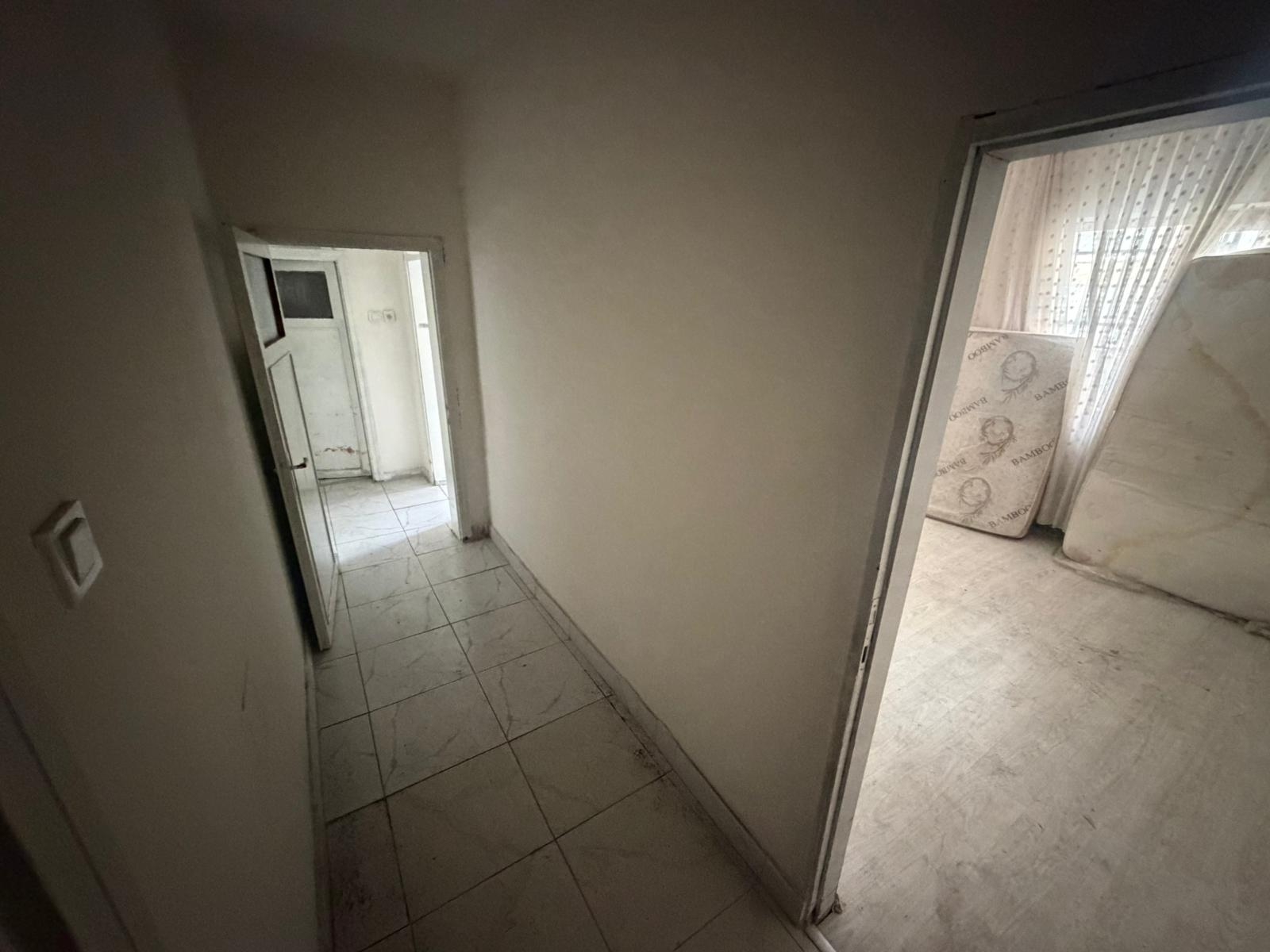 2+1 DAİRE YATIRIM FIRSATI TRANVAYA YÜRÜME MESAFESİNDE - Resim 5