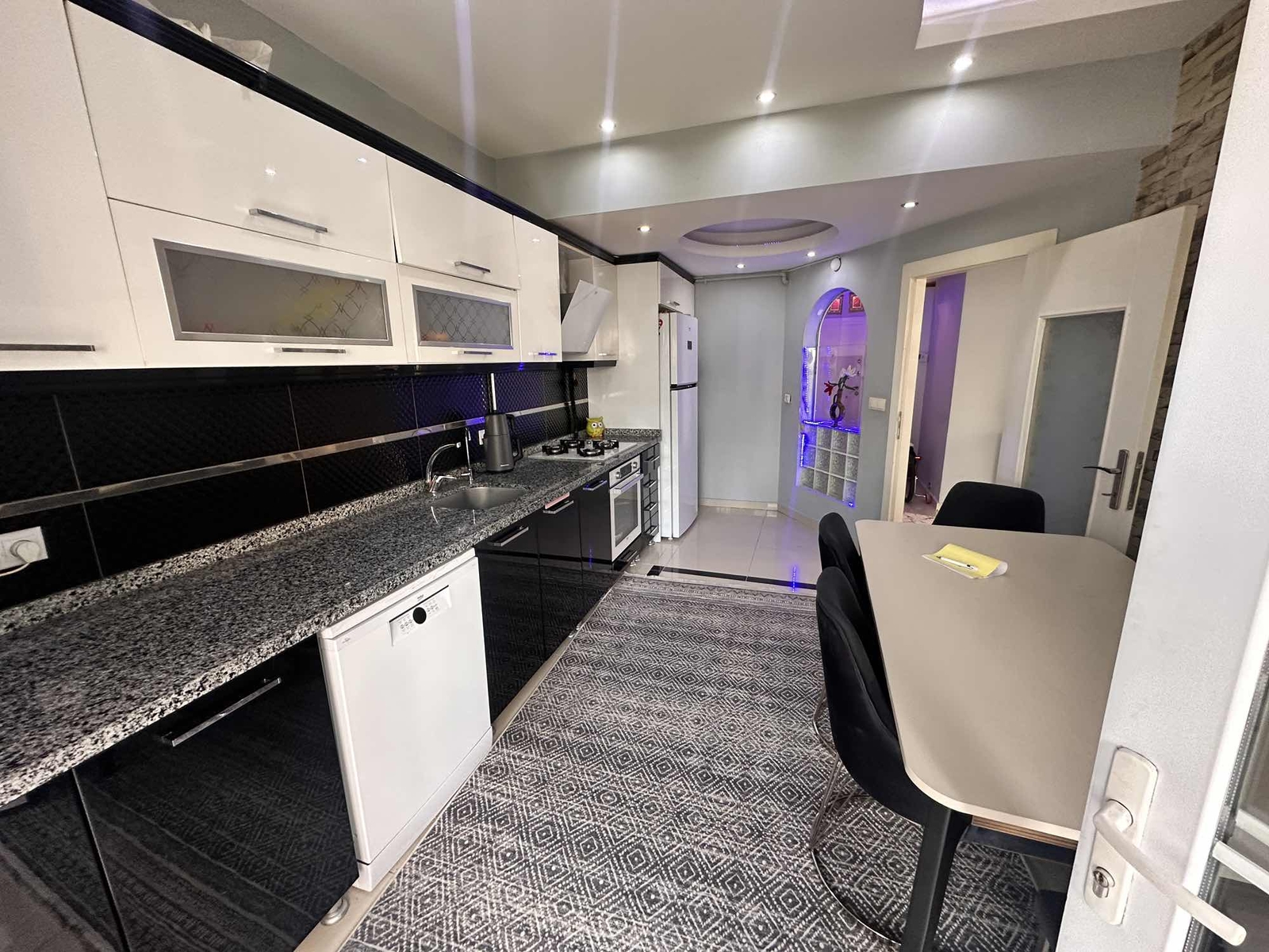Talas Mevlanada 3+1 Çift Banyolu Merkezi Satılık Daire - Resim 13