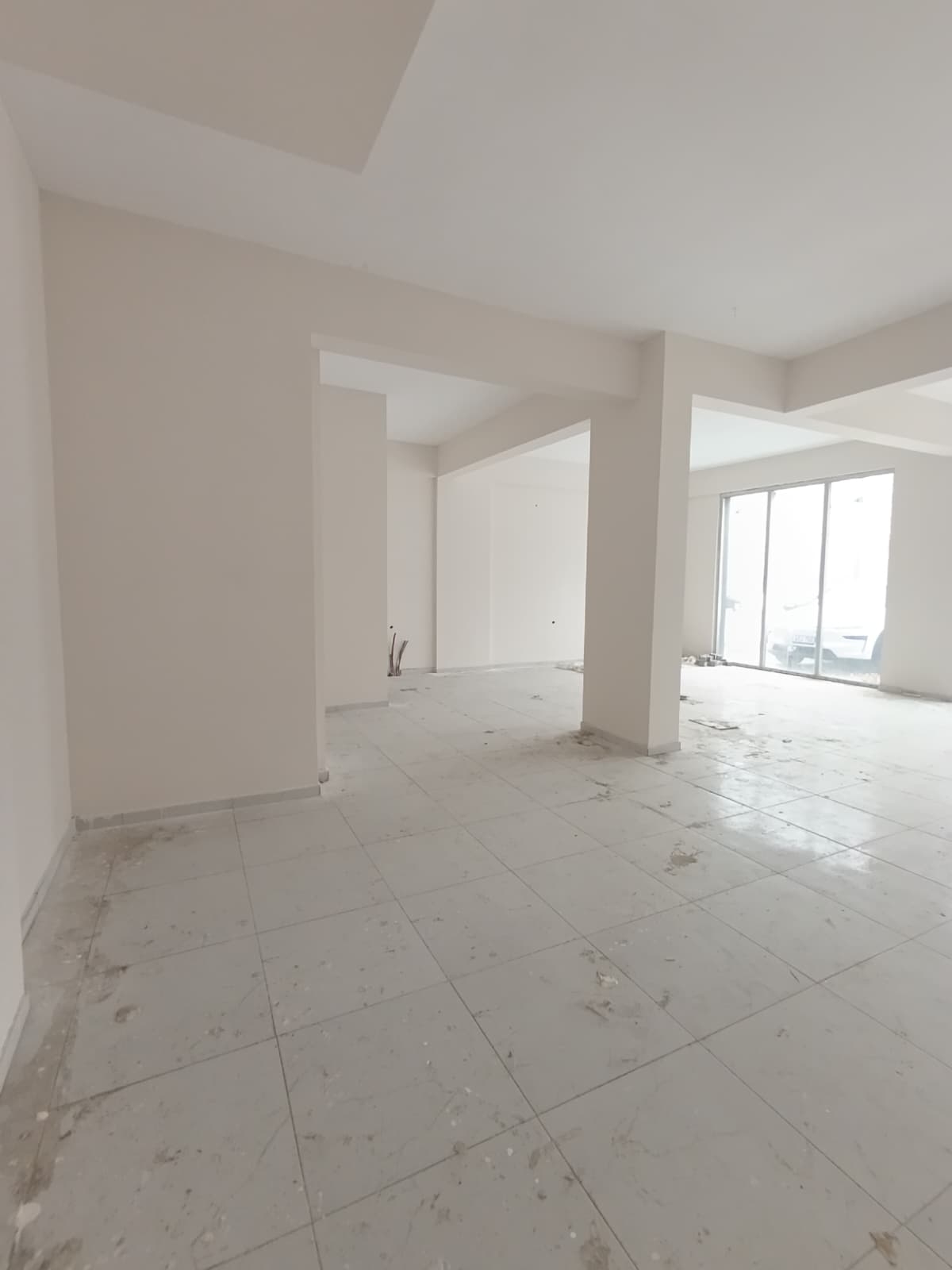 KÖŞK ERBOSAN OKULU YANIN DA KİRALIK 90 M2 DÜKKAN - Resim 3