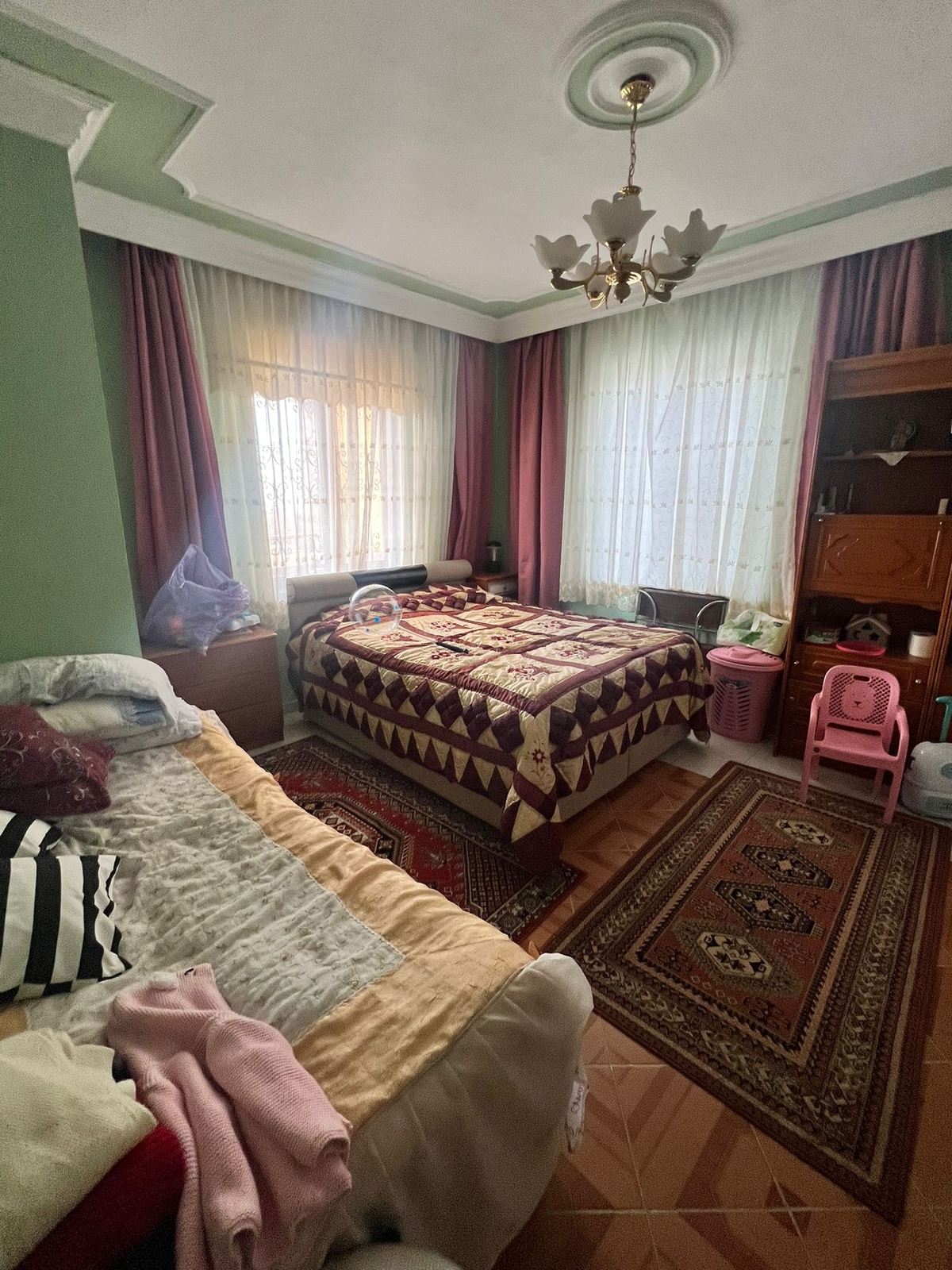 Hacılarda Manzaralı 2.000 m² İçinde 4 Katlı Geniş Aile Villası - Resim 11