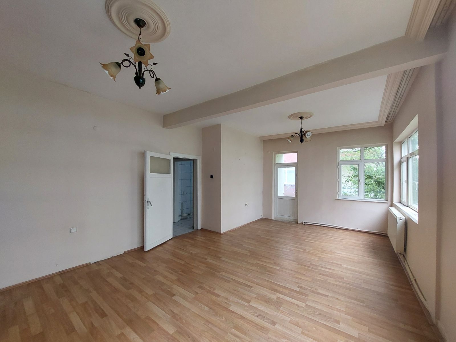 FEVZİ ÇAKMAK TRANVAYA YAKIN KİRALIK DAİRE - Resim 5