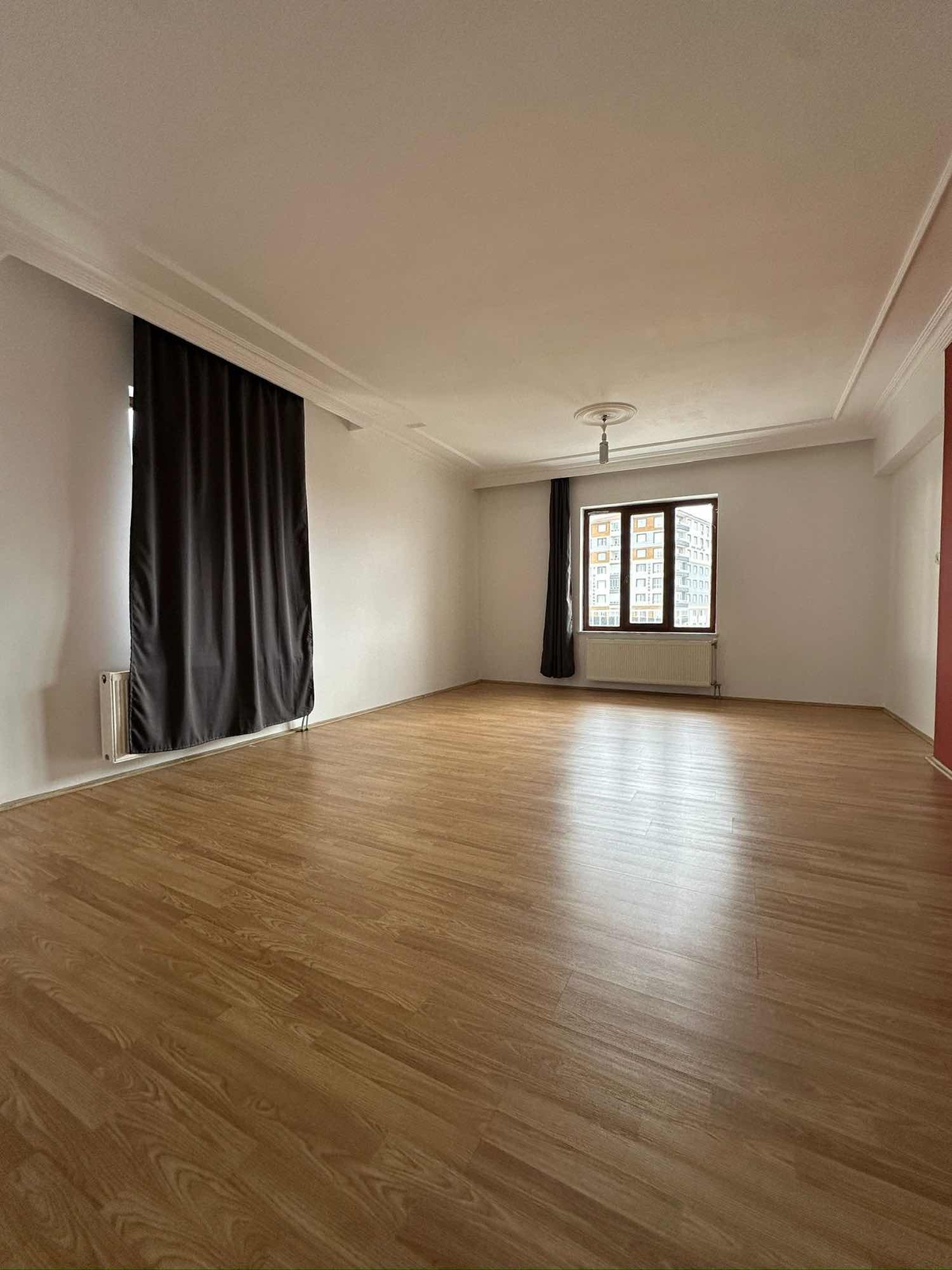 Havalimanı Yolunda 3+1 Satılık Daire - Resim 3