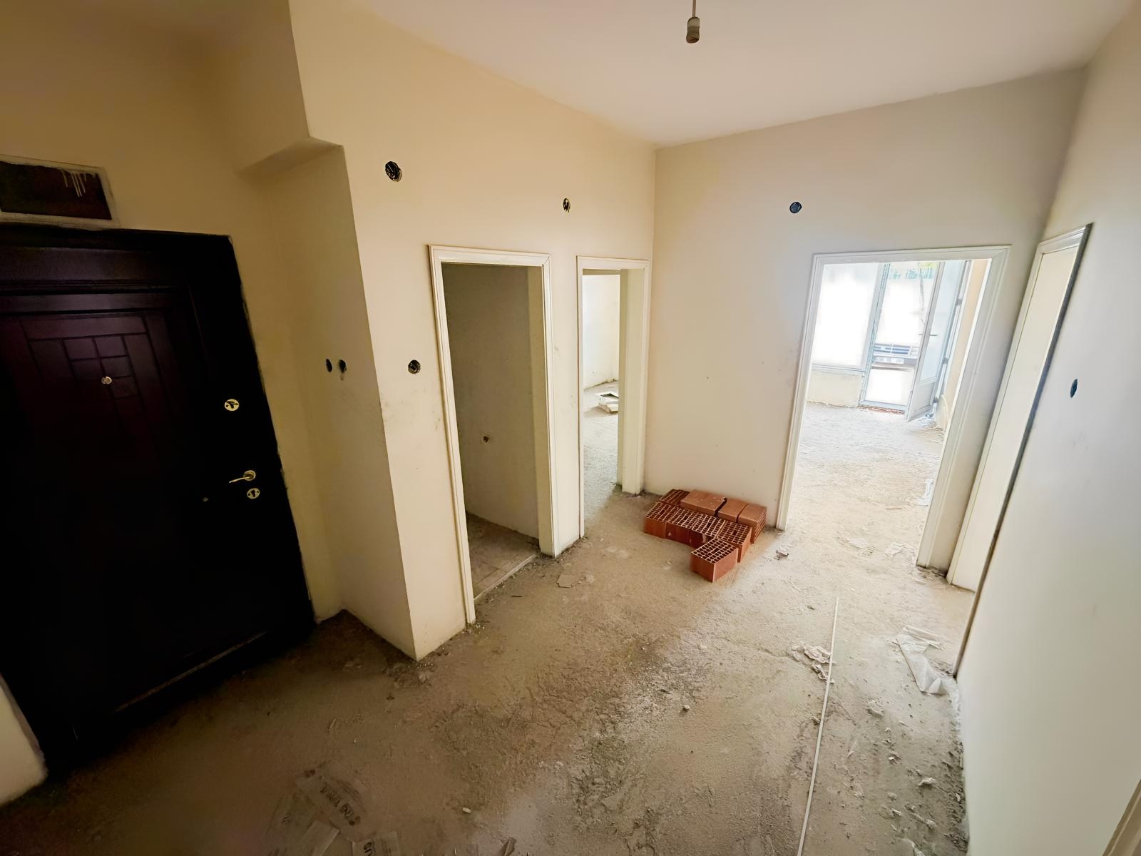 CADDE'DE OFİSE UYGUN KİRALIK YAPILI DAİRE - Resim 5