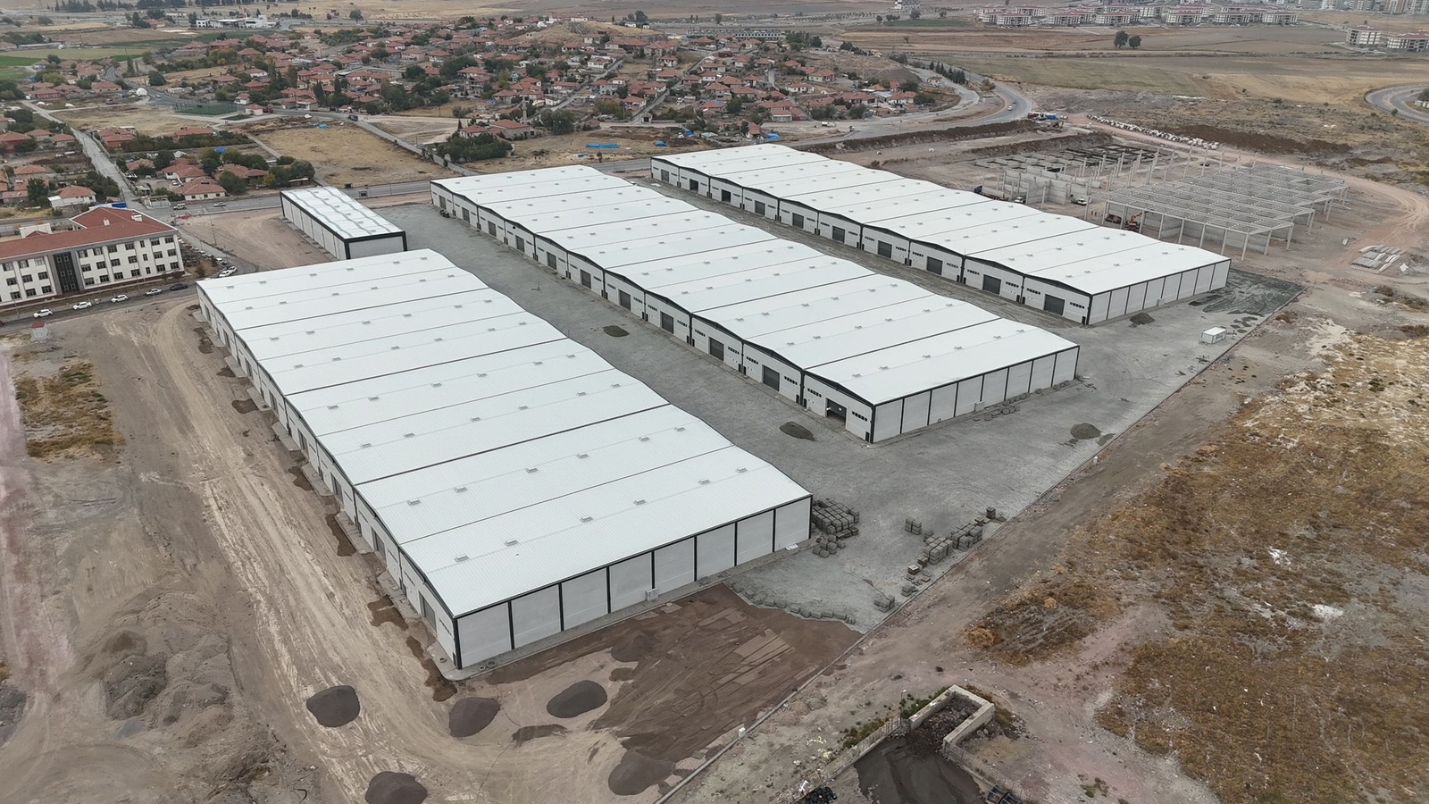 HUBUBATÇILAR SİTESİ 750 M2 KİRALIK FABRİKA - Resim 10