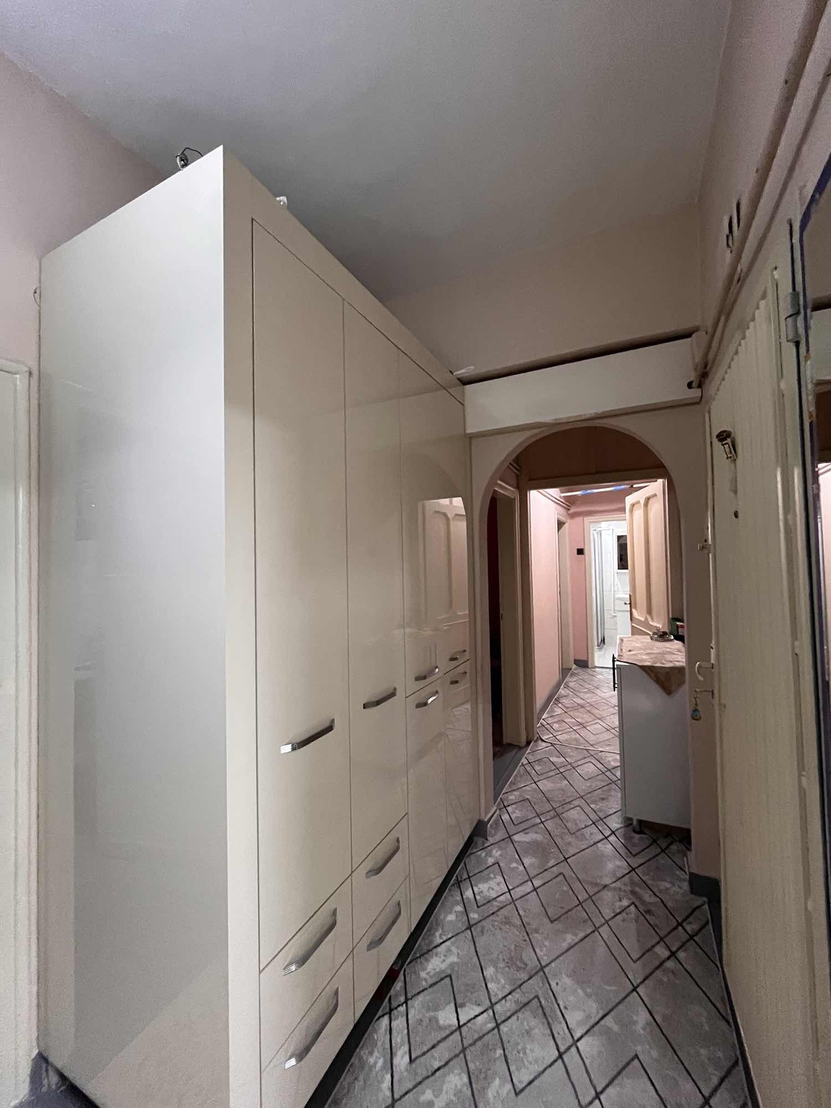 ESENYURT MAH FULL YAPILI 3+1 ORTA KAT SATILIK DAİRE - Resim 3