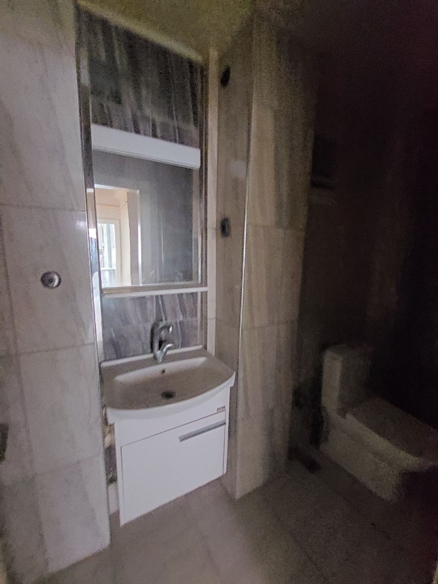 FEVZİ ÇAKMAK TRANVAYA YAKIN KİRALIK DAİRE - Resim 4