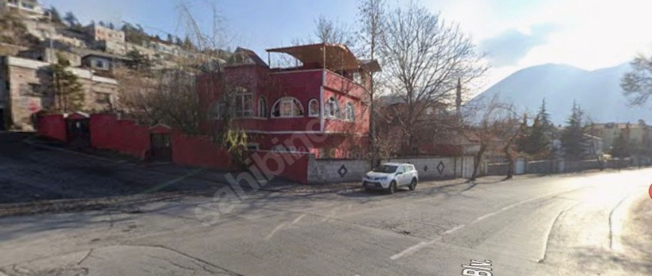 TALASIN SEÇKİN LOKASYONUNDA TİCARİ POTANSİYELLİ KÖŞE VİLLA - Resim 7