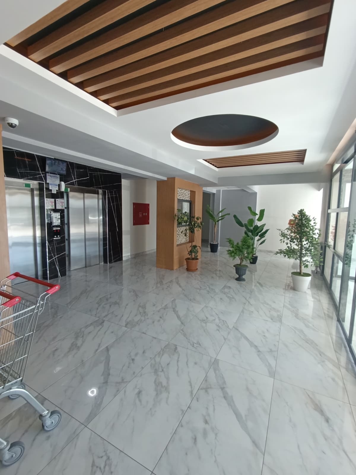 SEYRANİ ANA YOL ÜZERİNDE SATILIK 4+1 DAİRE - Resim 8