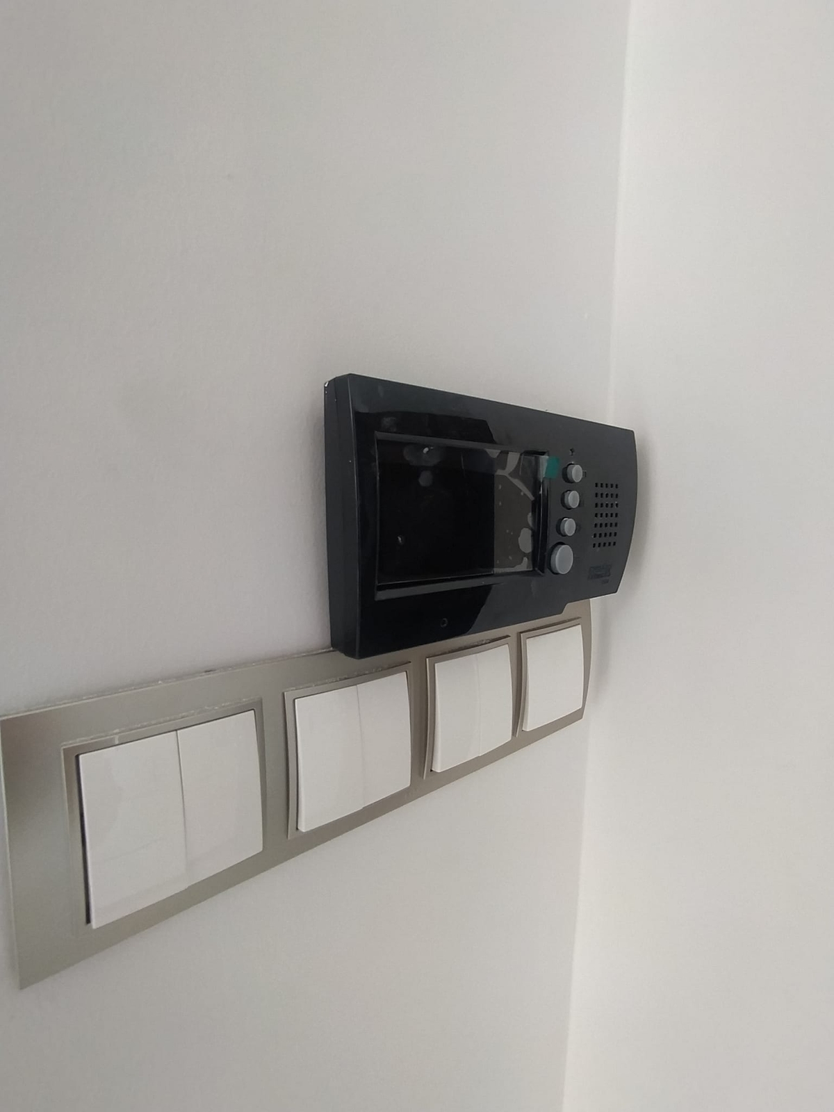 BEKİR YILDIZ BULVARI ŞEHİR HASTANESİ KARŞISI KİRALIK 2+1 DAİRE - Resim 5