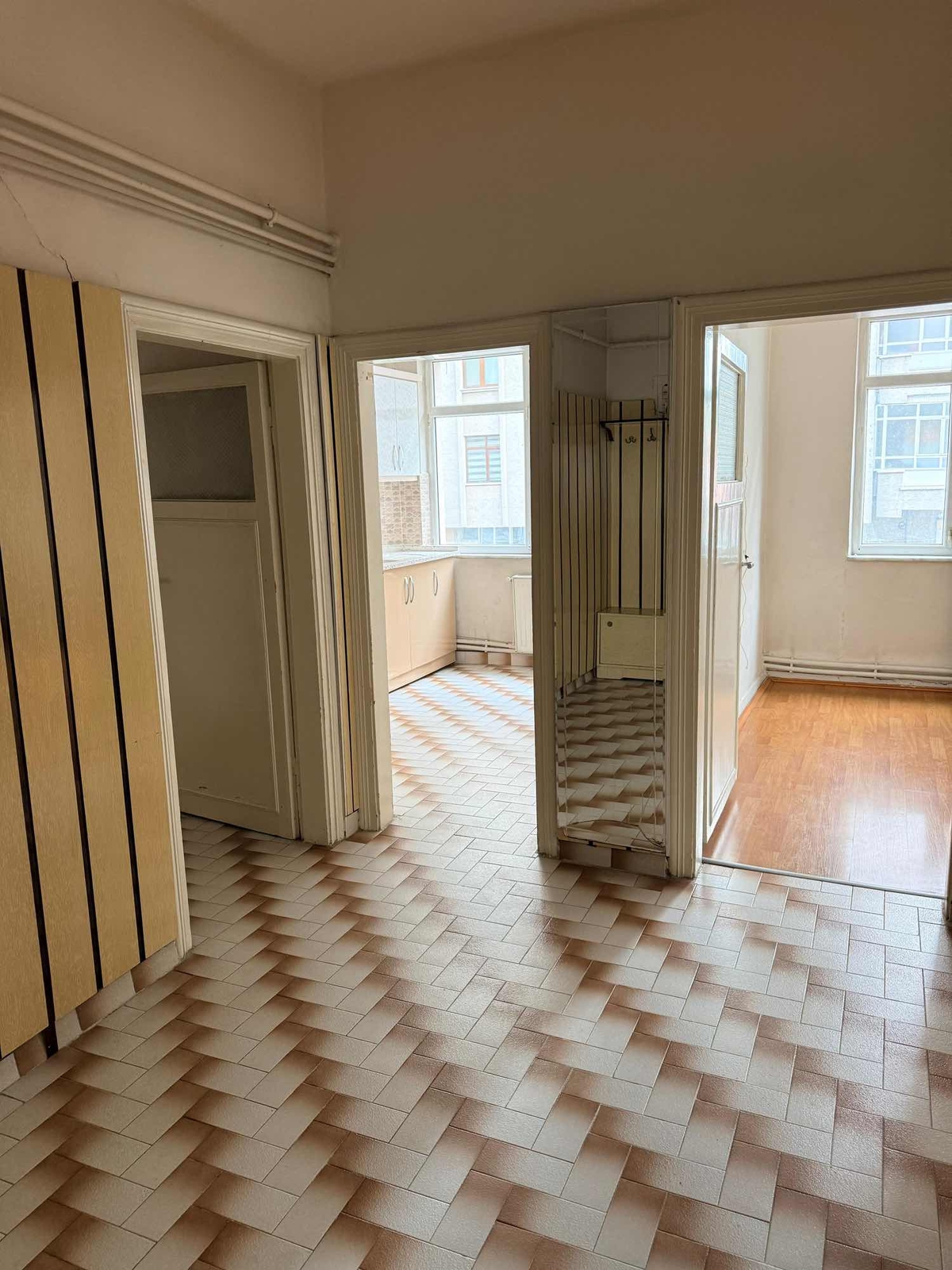 GEVHER NESİBEDE 3+1 KOMBİLİ KİRALIK DAİRE - Resim 6