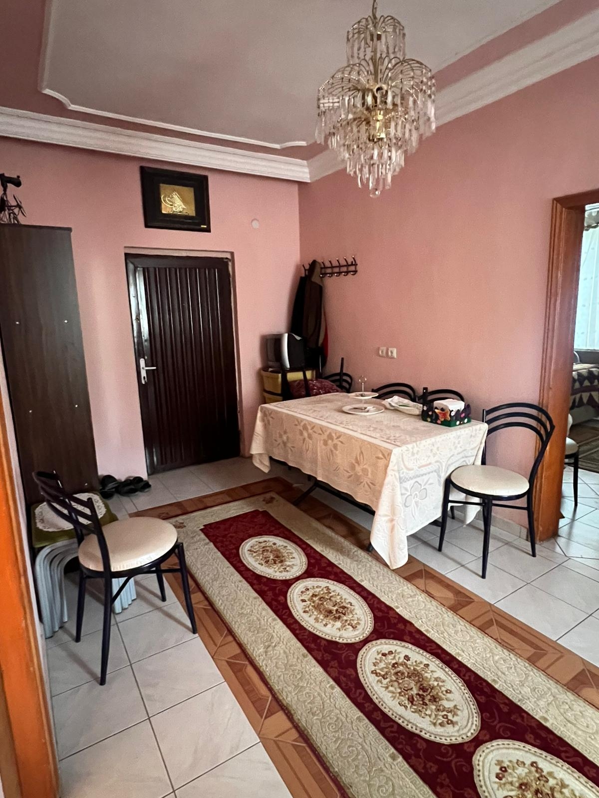 Hacılarda Manzaralı 2.000 m² İçinde 4 Katlı Geniş Aile Villası - Resim 12