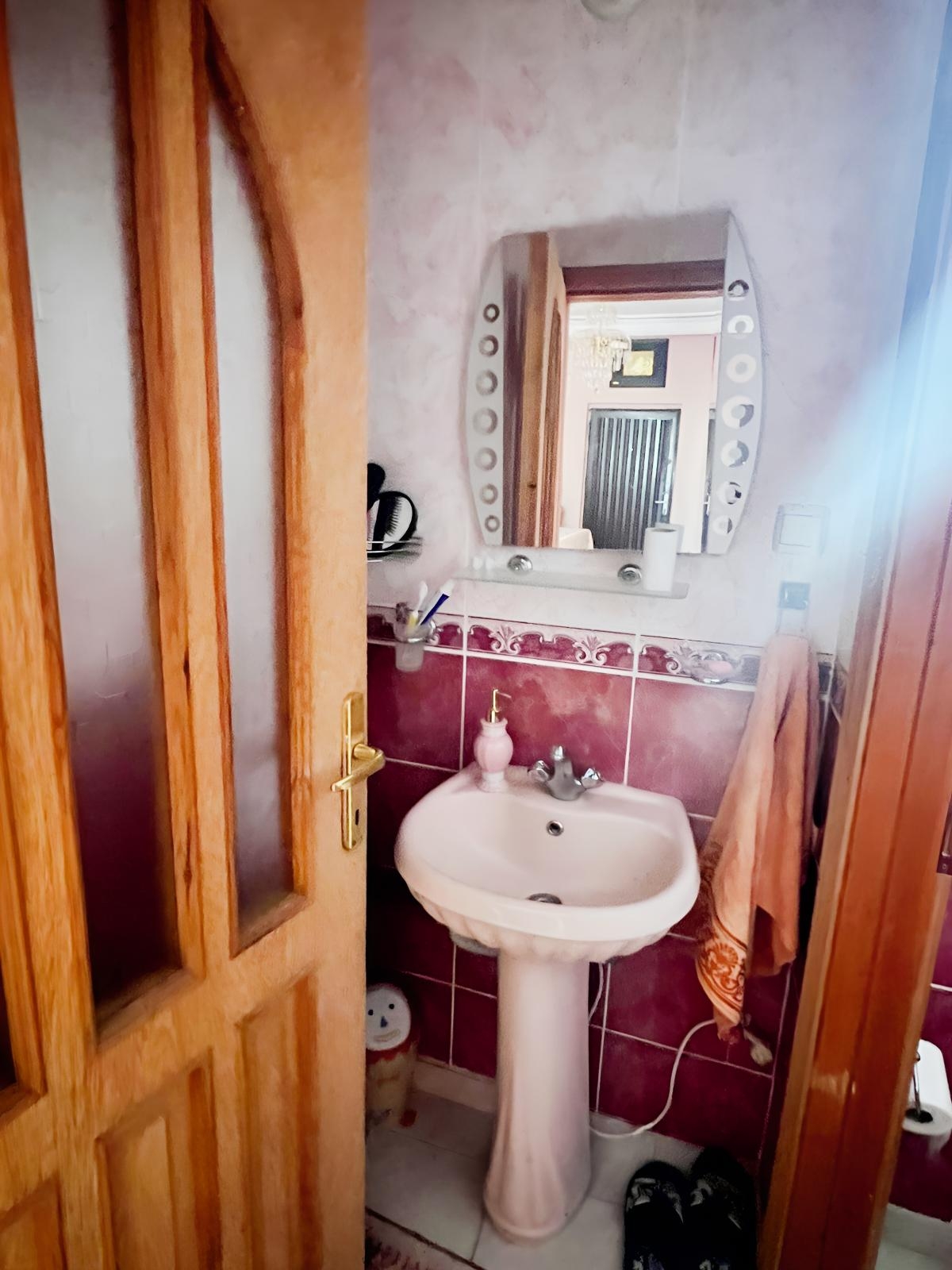 Hacılarda Manzaralı 2.000 m² İçinde 4 Katlı Geniş Aile Villası - Resim 26