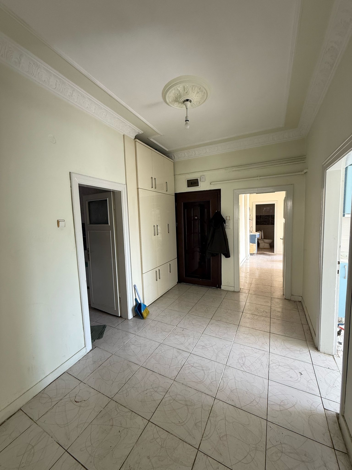 İSTASYON CADDESİNDE OFİS OLMAYA UYGUN SATILIK 3+1 DAİRE - Resim 23