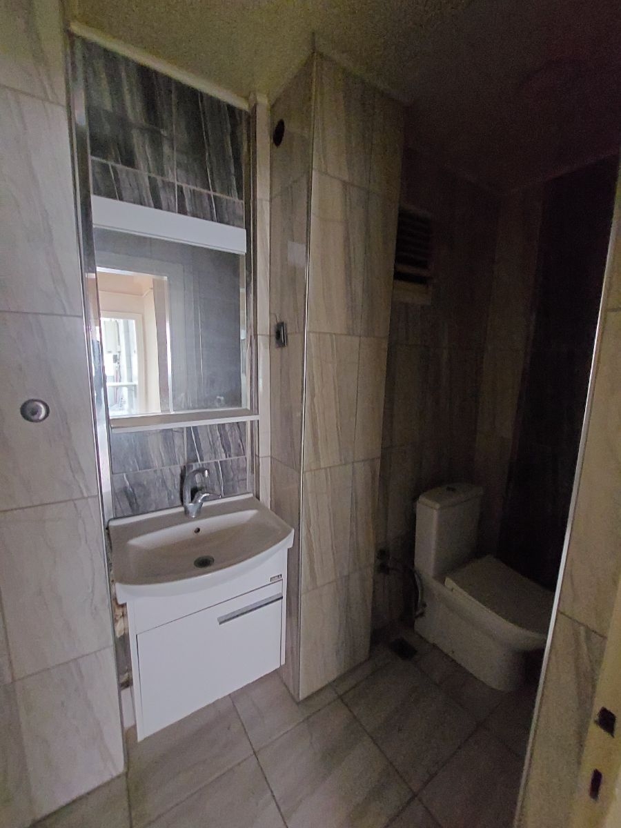 FEVZİ ÇAKMAK TRANVAYA YAKIN KİRALIK DAİRE - Resim 3
