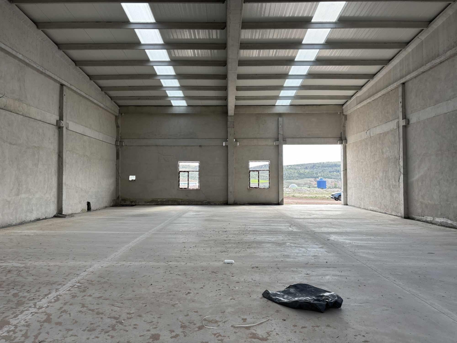 Mega Kent de Kiralık 400m2 Hangar - Resim 11
