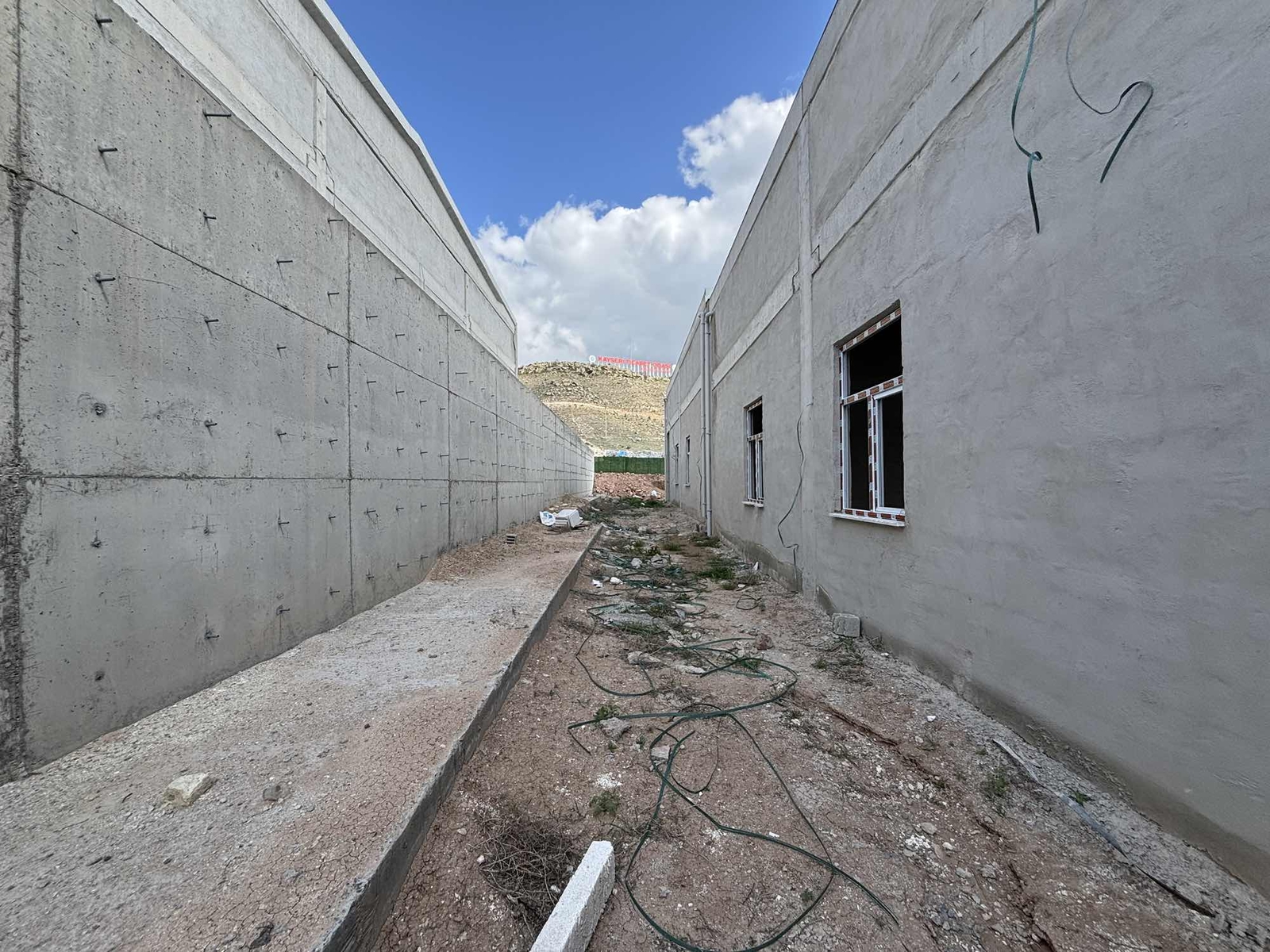 Mega Kent de Kiralık 400m2 Hangar - Resim 7