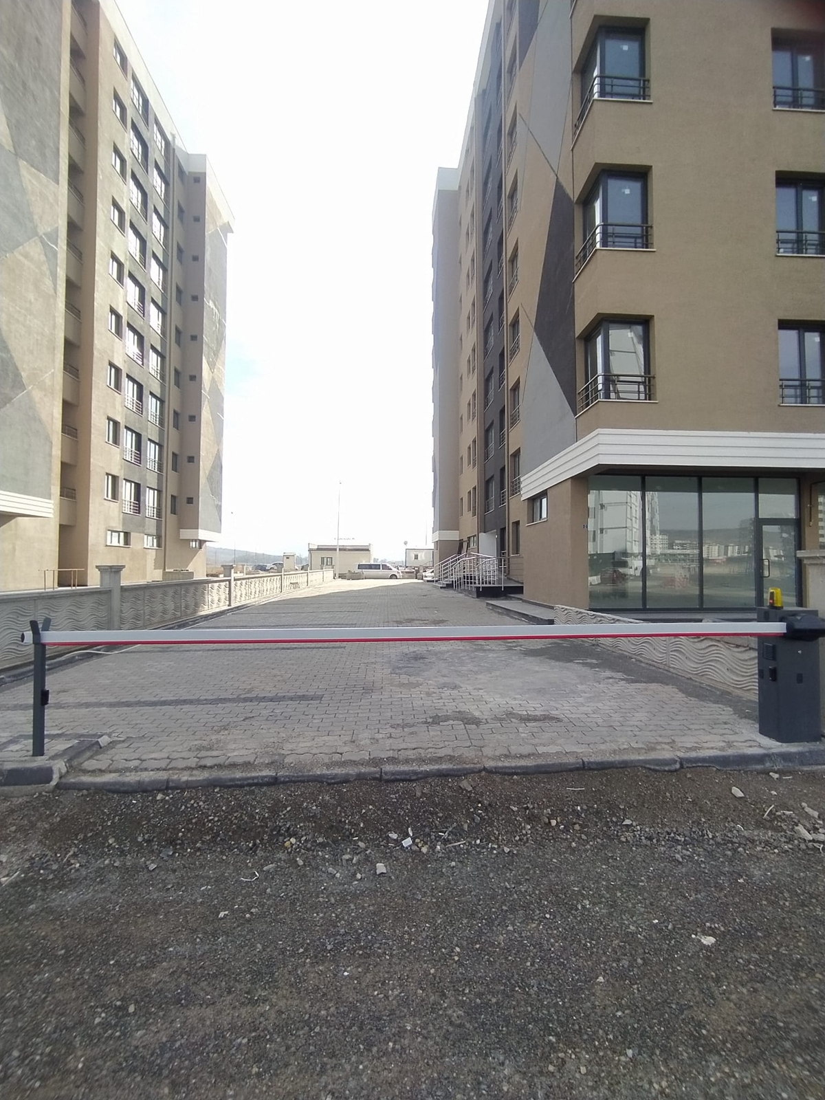 BEKİR YILDIZ BULVARI ŞEHİR HASTANESİ KARŞISI KİRALIK 2+1 DAİRE - Resim 24