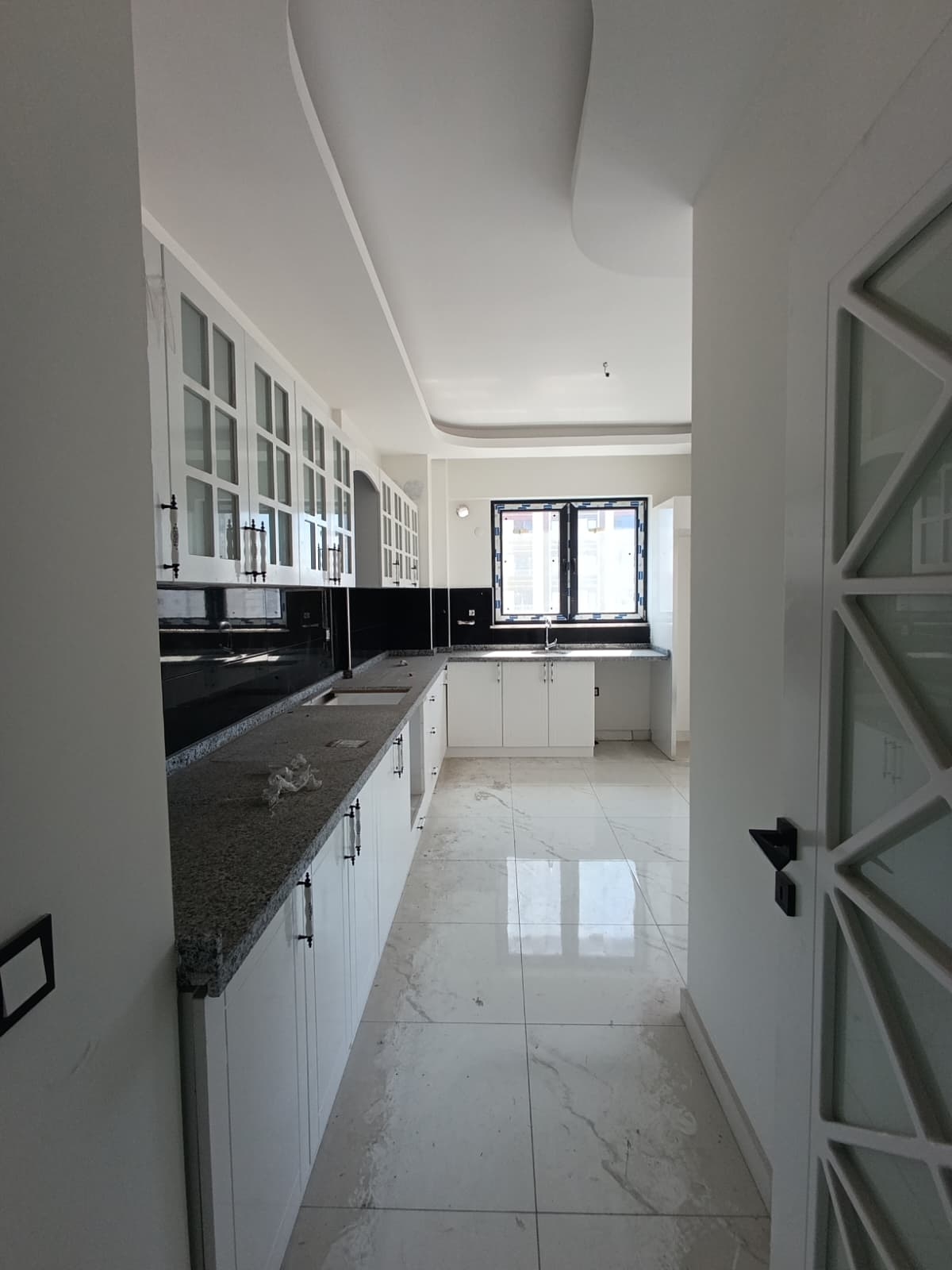 SEYRANİ ANA YOL ÜZERİNDE SATILIK 4+1 DAİRE - Resim 7