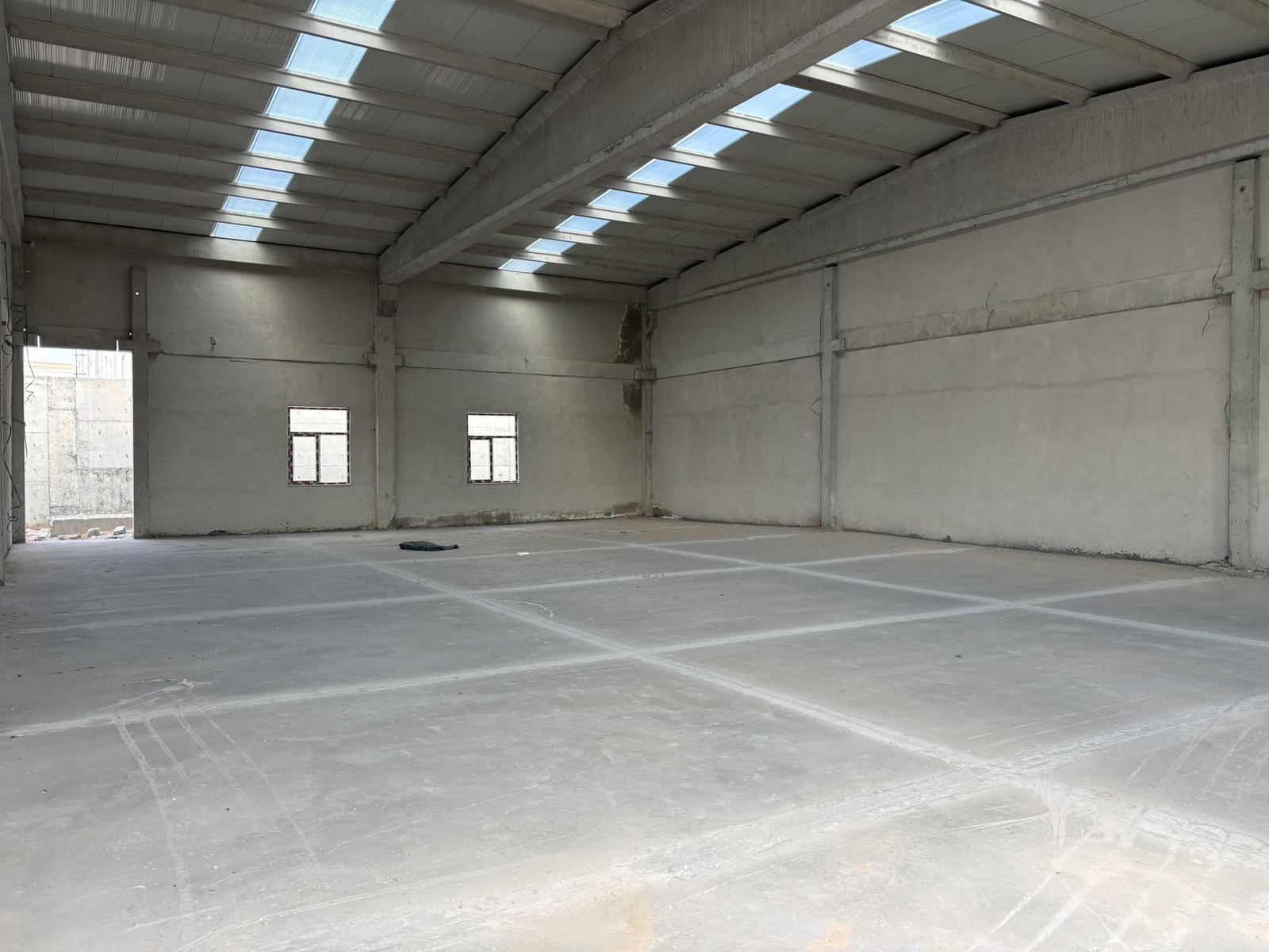 Mega Kent de Kiralık 400m2 Hangar - Resim 10