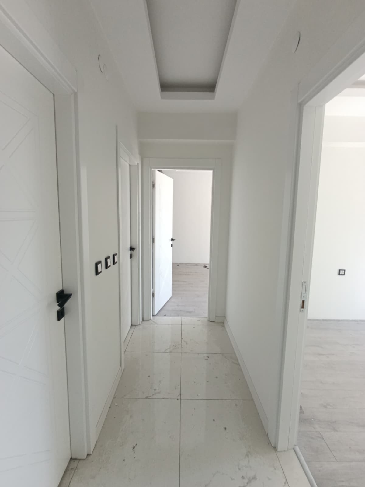 SEYRANİ ANA YOL ÜZERİNDE SATILIK 4+1 DAİRE - Resim 34
