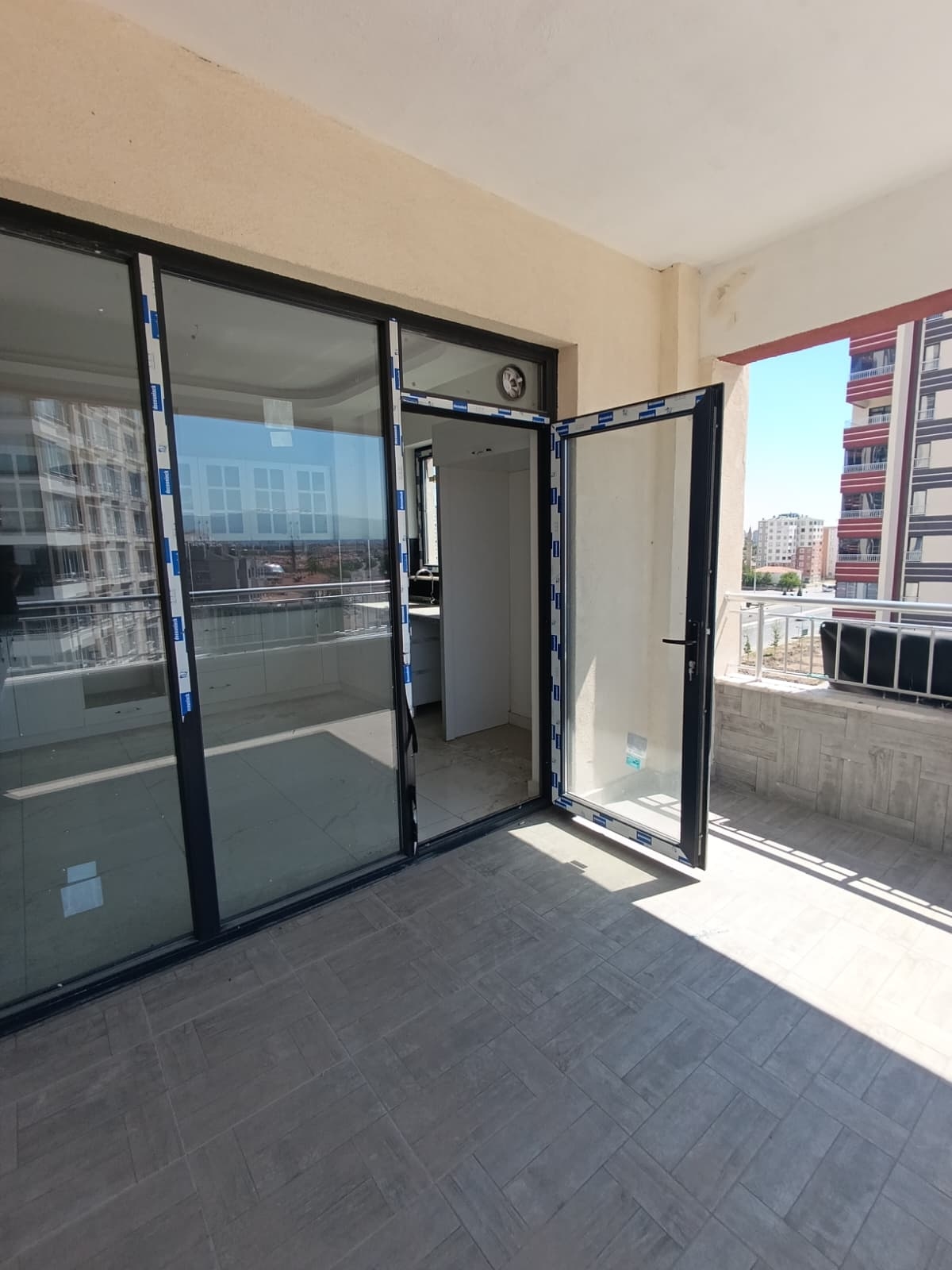 SEYRANİ ANA YOL ÜZERİNDE SATILIK 4+1 DAİRE - Resim 24