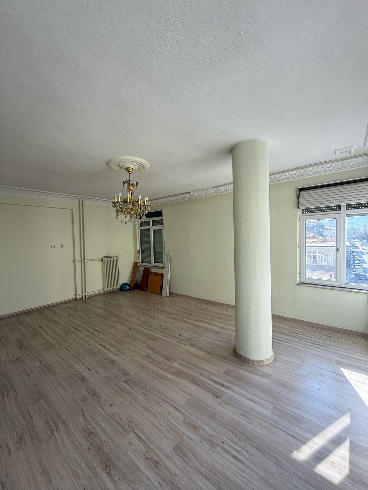 İSTASYON CADDESİNDE OFİS OLMAYA UYGUN SATILIK 3+1 DAİRE - Resim 18