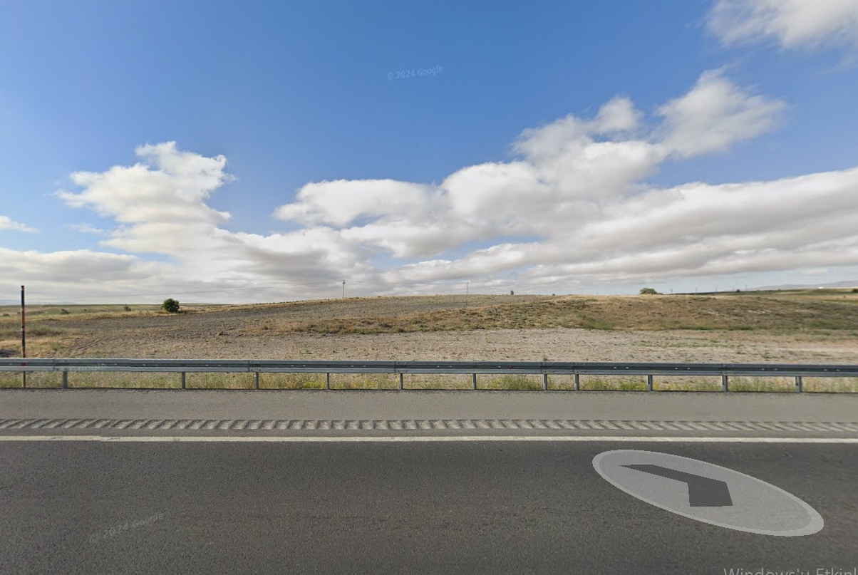TALAS KAMBER DE ANA YOLA YAKIN SATILIK 8650 M2 TARLA - Resim 2