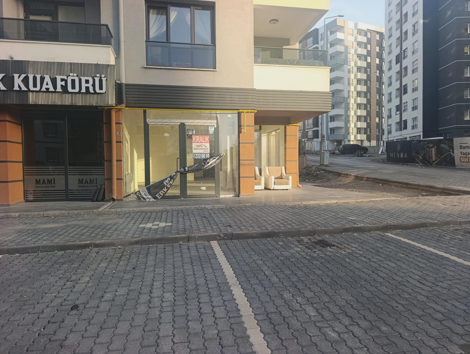 Küçük Ali Mahallesinde Kiralık Sıfır Köşe Dükkan - Resim 9