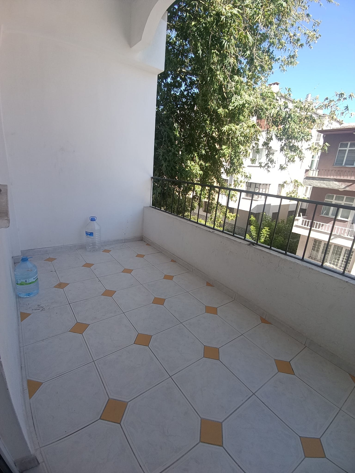 Kartala Yakın Geniş Arakat Kiralık 3+1 Daire - Resim 8