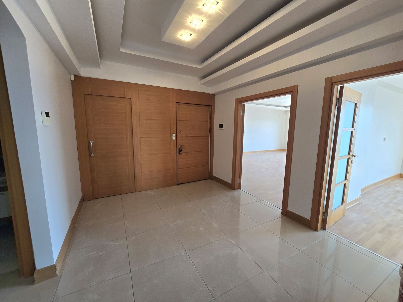 SARAR PARK REZİDANS'DA KİRALIK 4+1 DAİRE - Resim 15
