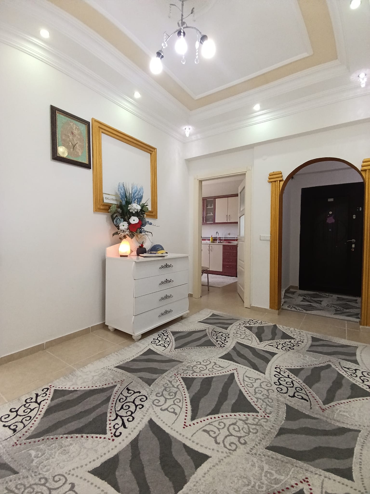 Erkilet'te Merkezi Konumda Satılık Geniş 3+1 Daire - Resim 35