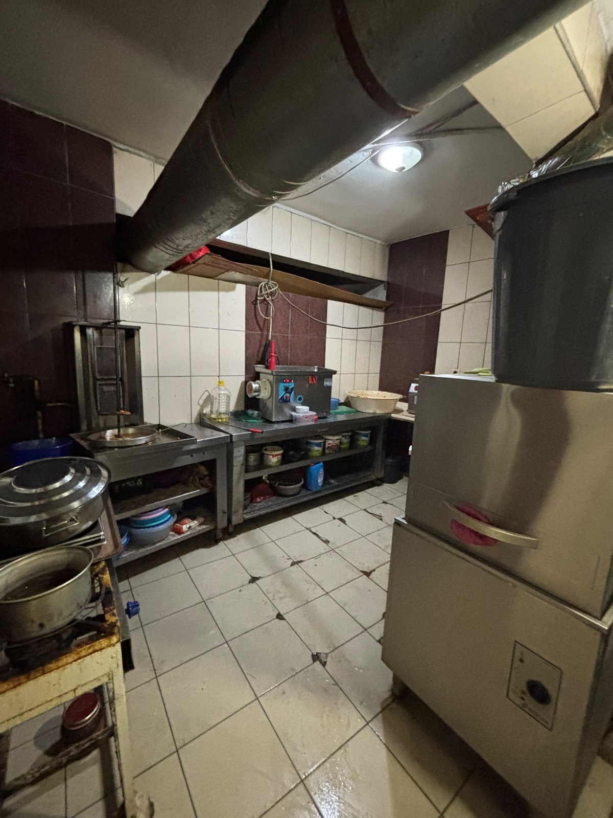 KEYKUBAT OKULLARIN YAKINININDA CADDE KÖŞESİNDE SATLIK DÜKKAN - Resim 12