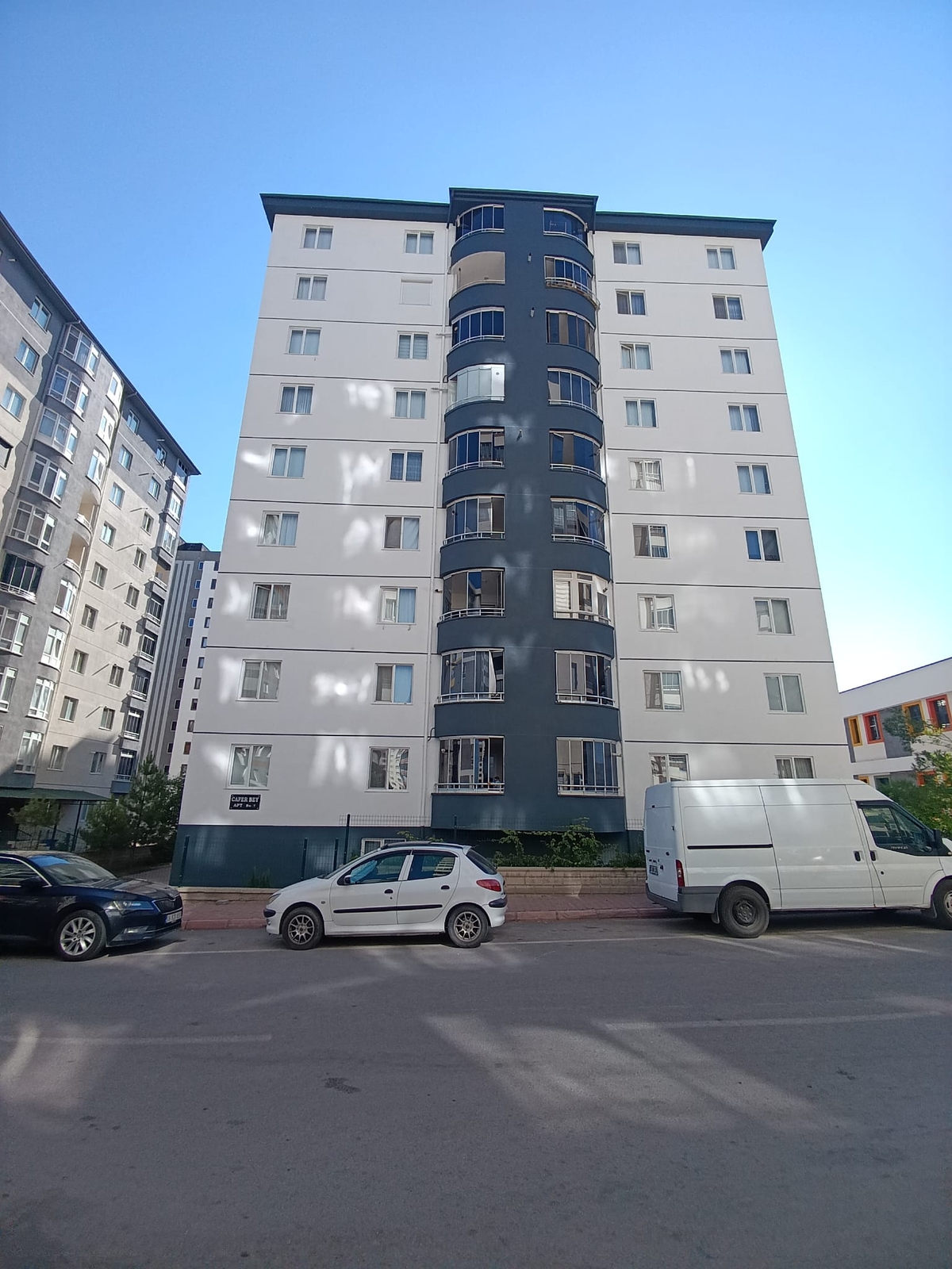Erkilet'te Merkezi Konumda Satılık Geniş 3+1 Daire - Resim 5