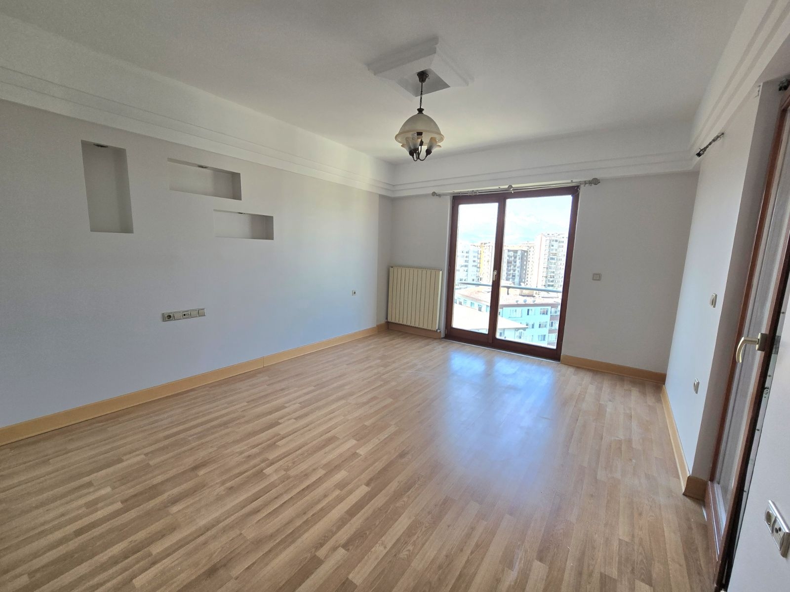 SARAR PARK REZİDANS'DA KİRALIK 4+1 DAİRE - Resim 13
