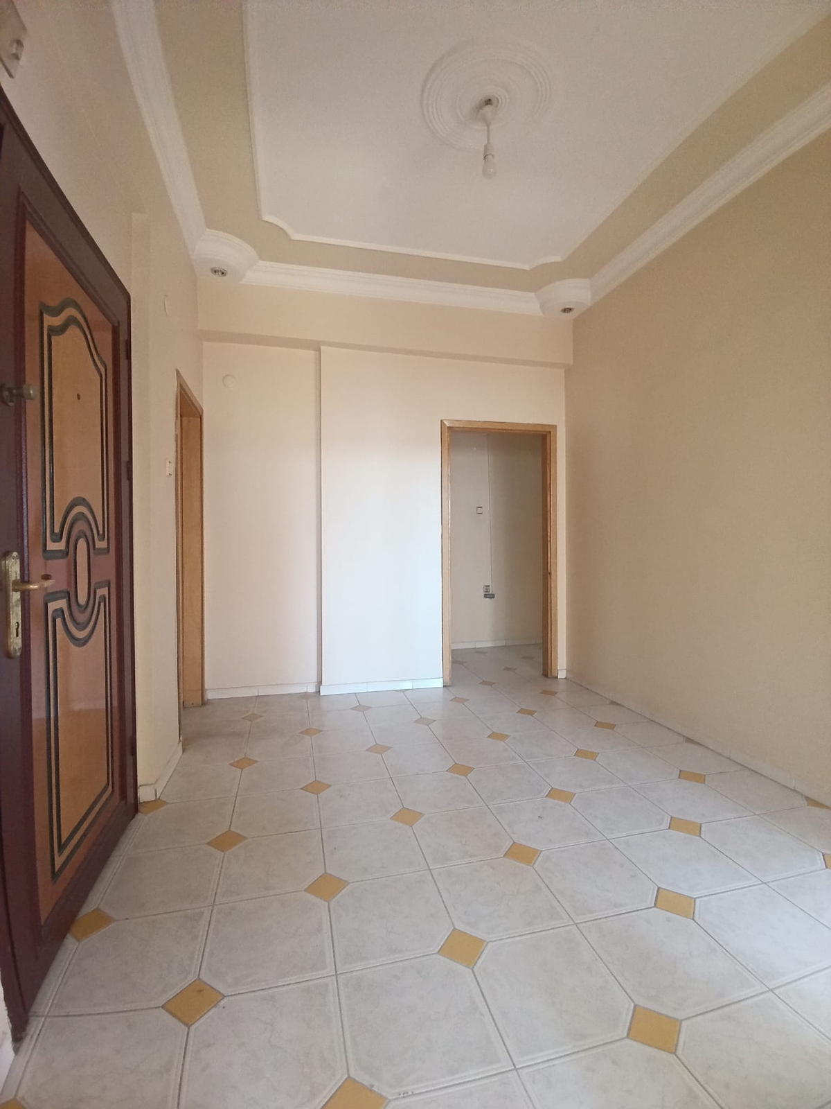 Kartala Yakın Geniş Arakat Kiralık 3+1 Daire - Resim 12