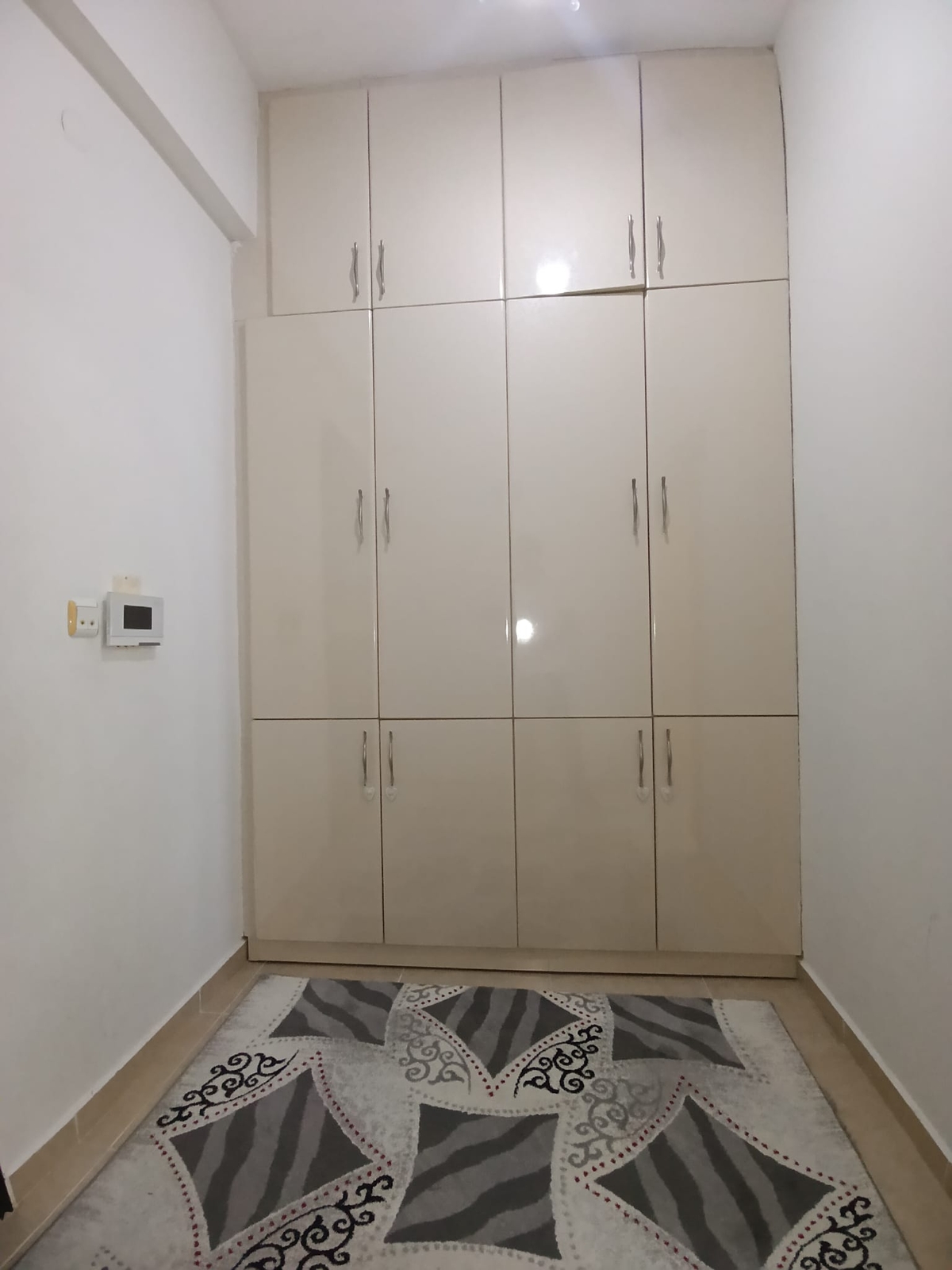 Erkilet'te Merkezi Konumda Satılık Geniş 3+1 Daire - Resim 28