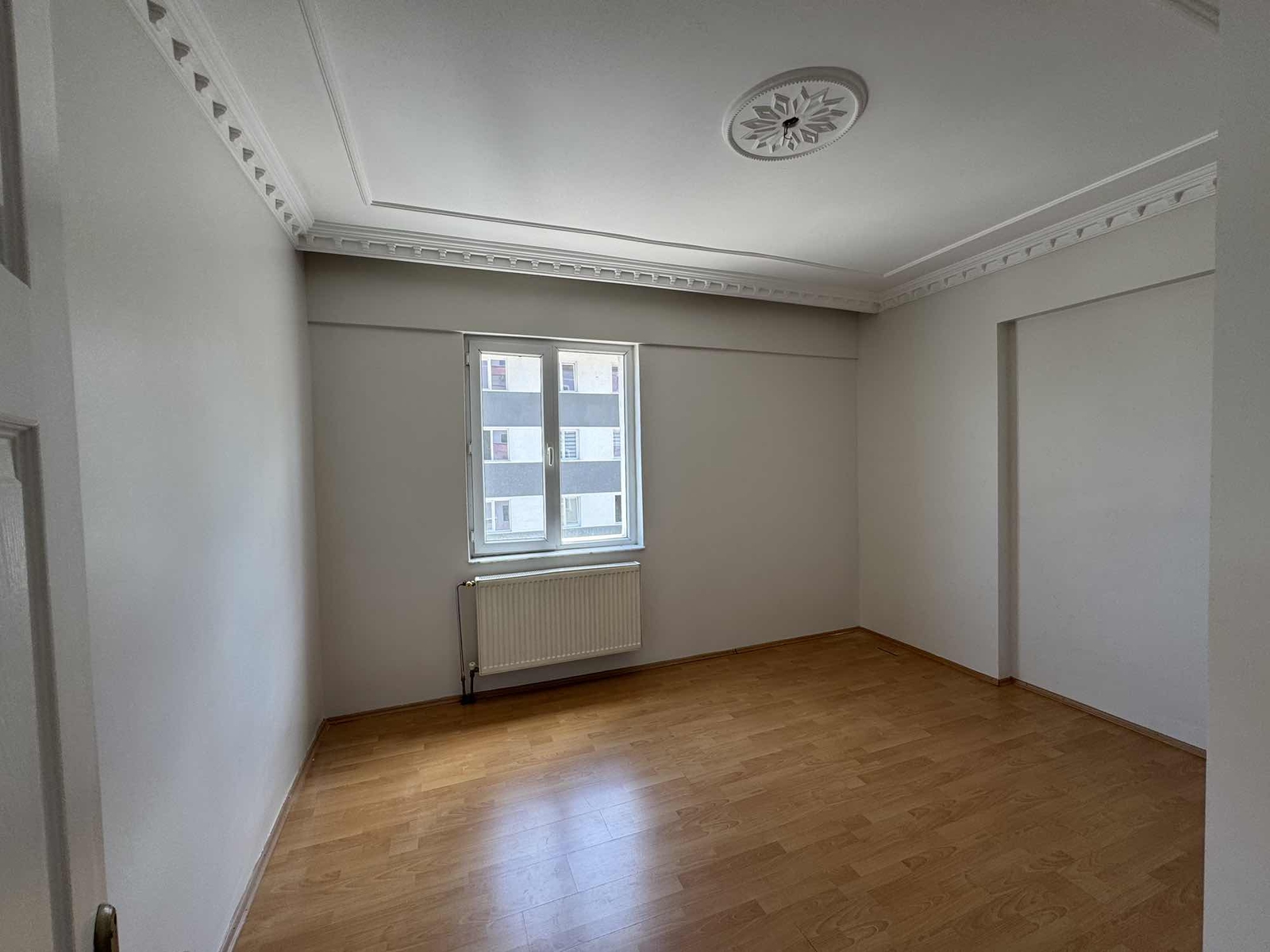 SÜMER MAH SATILIK 3+1 ARAKAT GENİŞ DAİRE - Resim 4