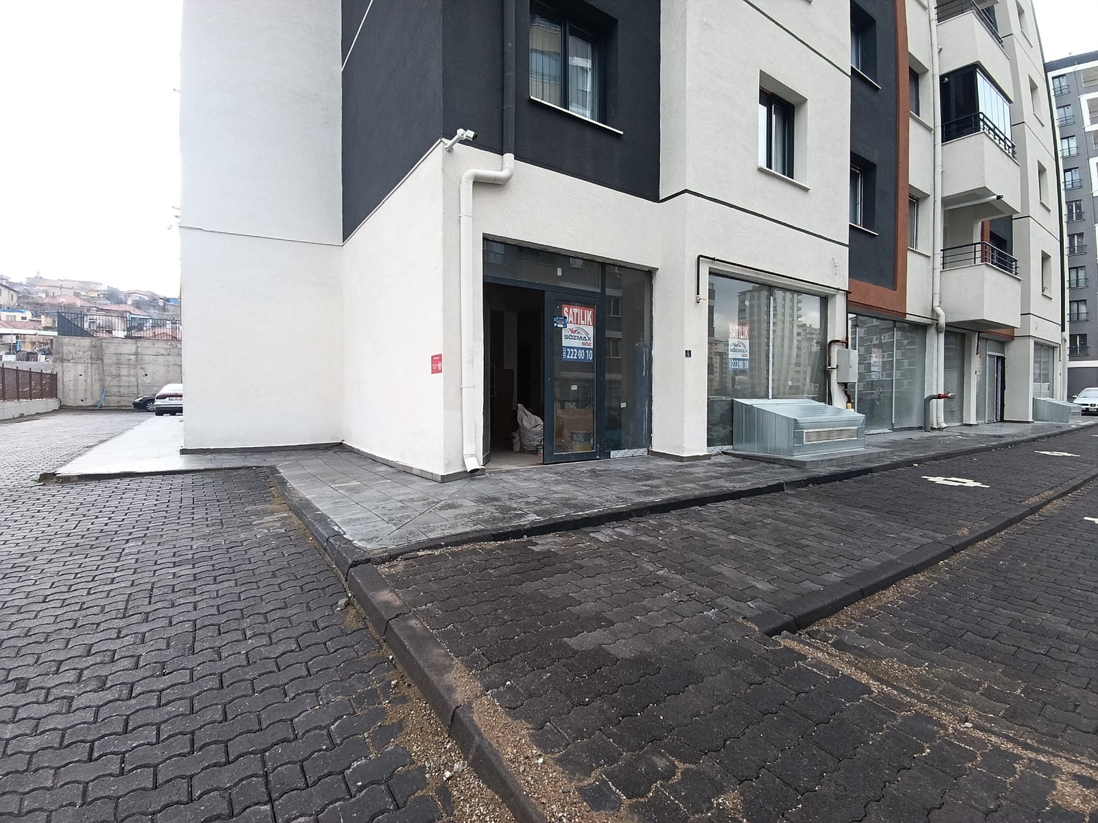 Küçük Ali'de Geniş Cepheli Hazır Sıfır Satılık Dükkan - Resim 15
