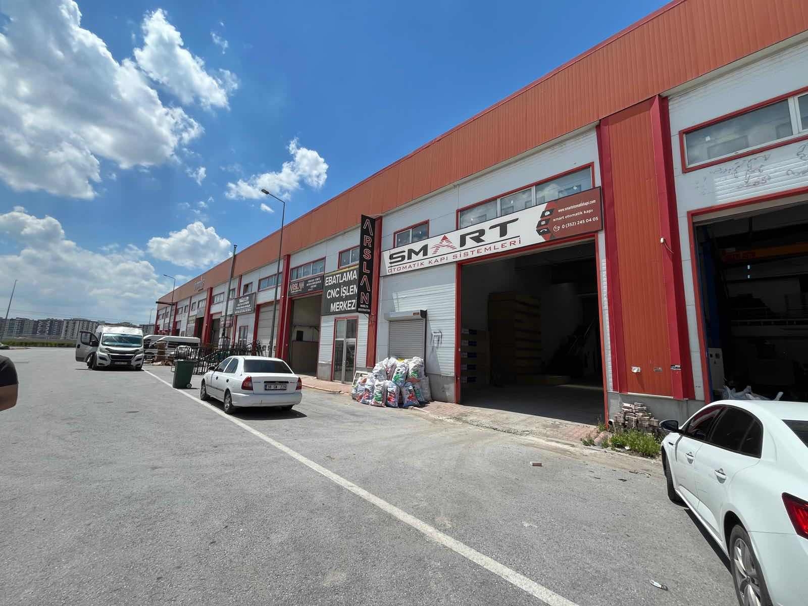 MOBİLYAKENT'DE SATILIK 400m2 DÜKKAN - Resim 12