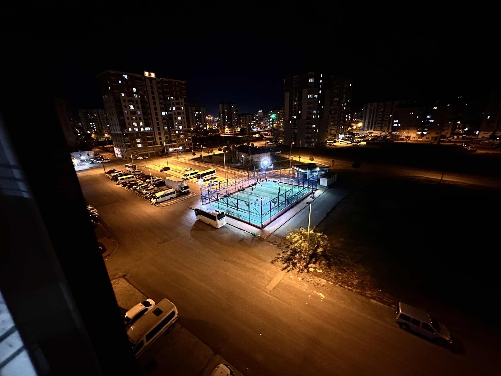 GÜLLÜKTE 205 m² LÜKS 4+1 | ÇİFT BANYO | KAPALI OTOPARK - Resim 14