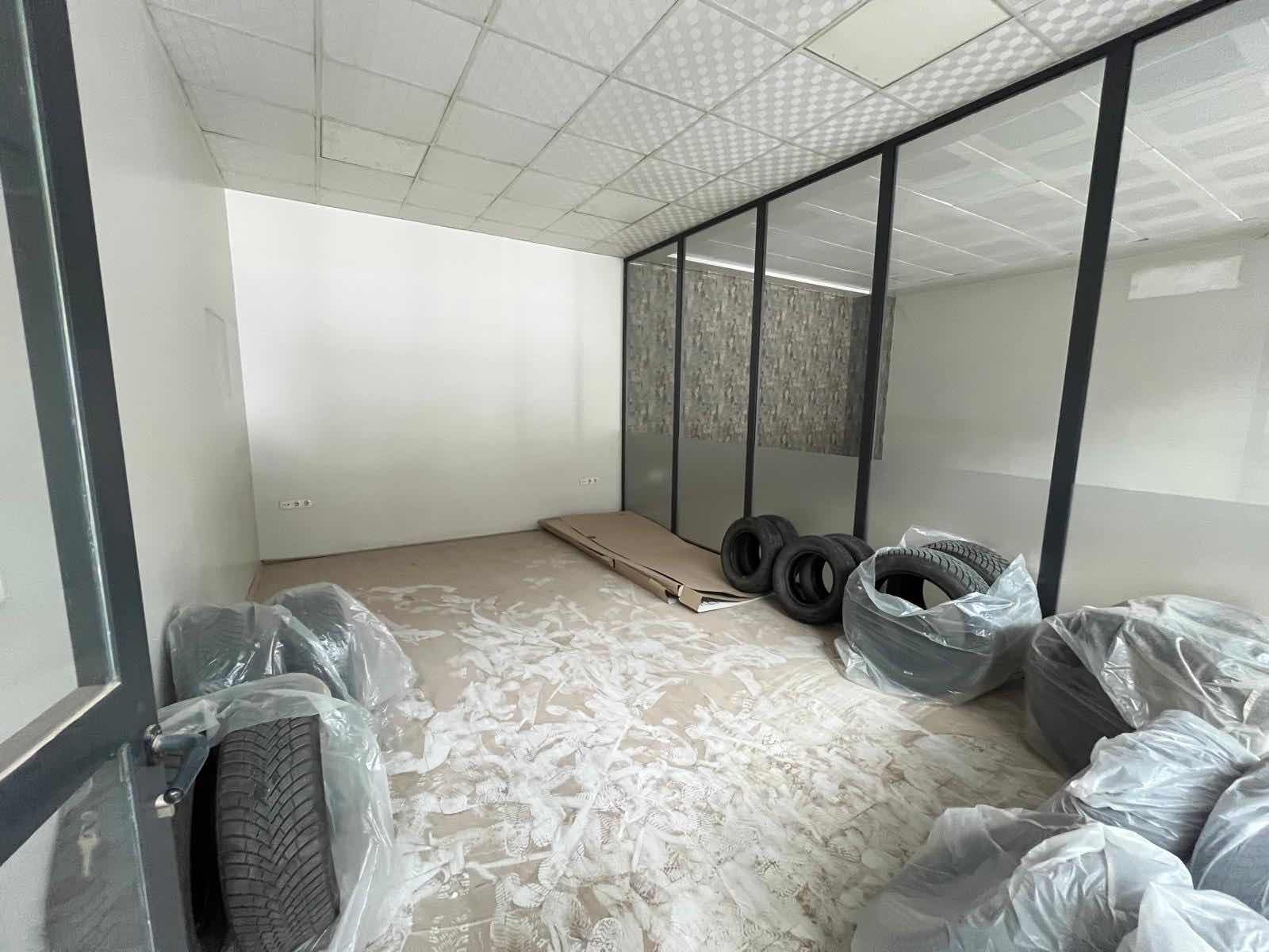 MOBİLYAKENT'DE SATILIK 400m2 DÜKKAN - Resim 4