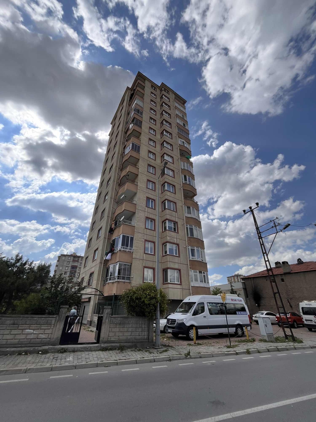 BÖLGENİN EN AVANTAJLI MANZARALI DAİRESİ ACİL SATILIK - Resim 16