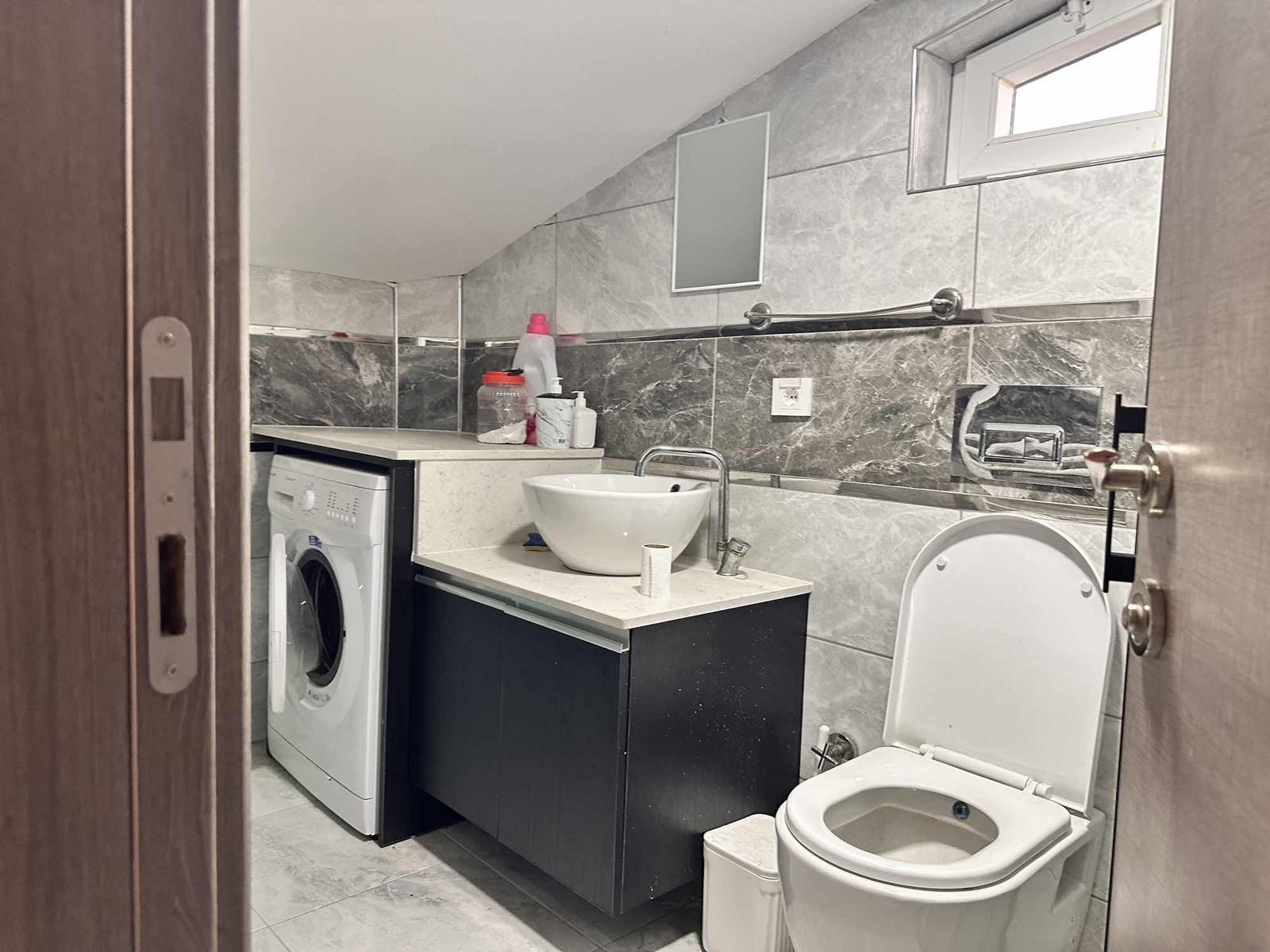 FATİH MAHALLESİNDE SIFIR LUX DAİRE 2+1 ve1+0 GENİŞ TERASLI - Resim 4