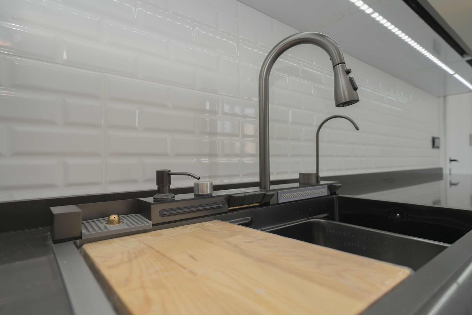 AVANOS KARASEKİ'DE GİRİŞ KAT MÜSTAKİL AYARINDA LUX DAİRE - Resim 18